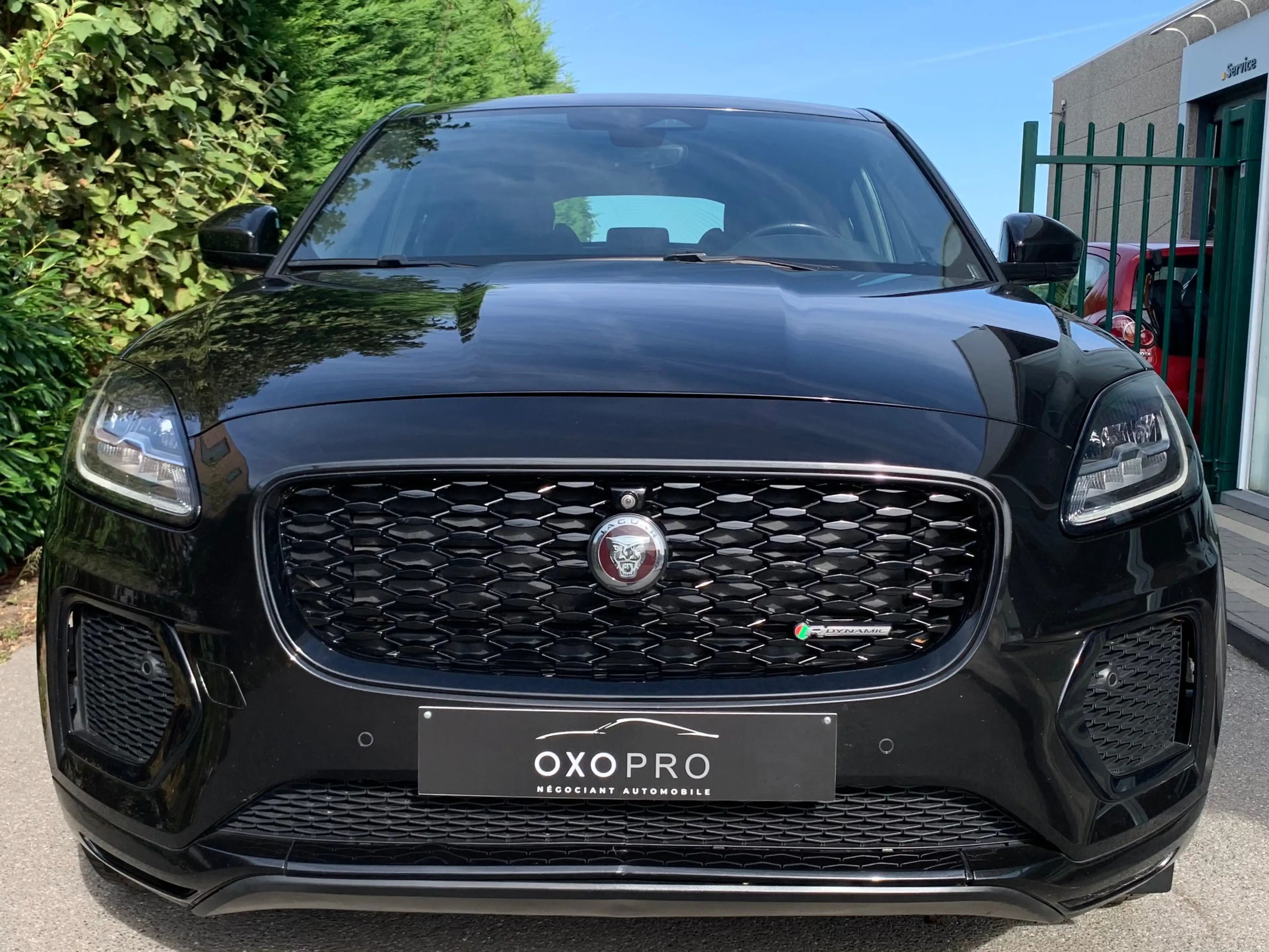 Jaguar E-Pace E-Pace 2.0 D MHEV AWD D165 R-Dynamic HSE — photo 3