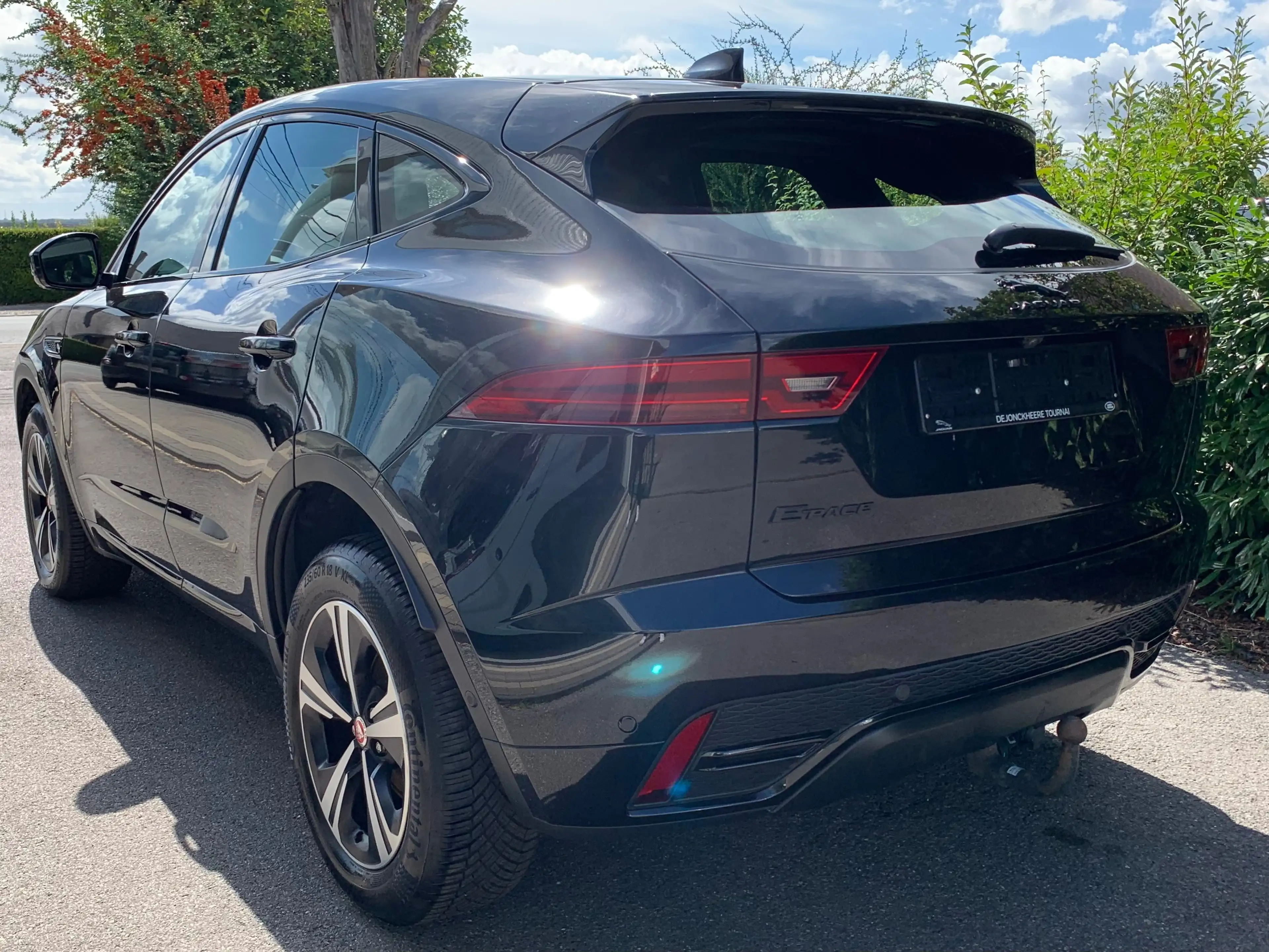 Jaguar E-Pace E-Pace 2.0 D MHEV AWD D165 R-Dynamic HSE — photo 9