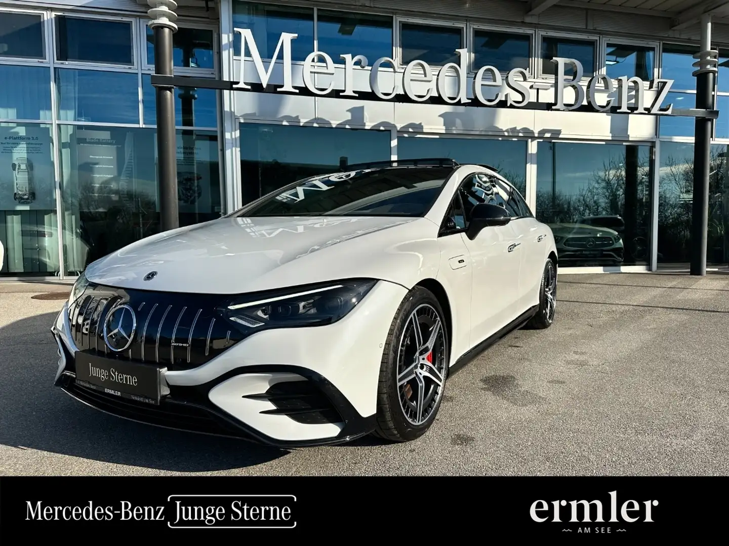 Mercedes-Benz EQE 43 AMG  4MATIC AMG Hyperscreen VOLL Bílá - 1