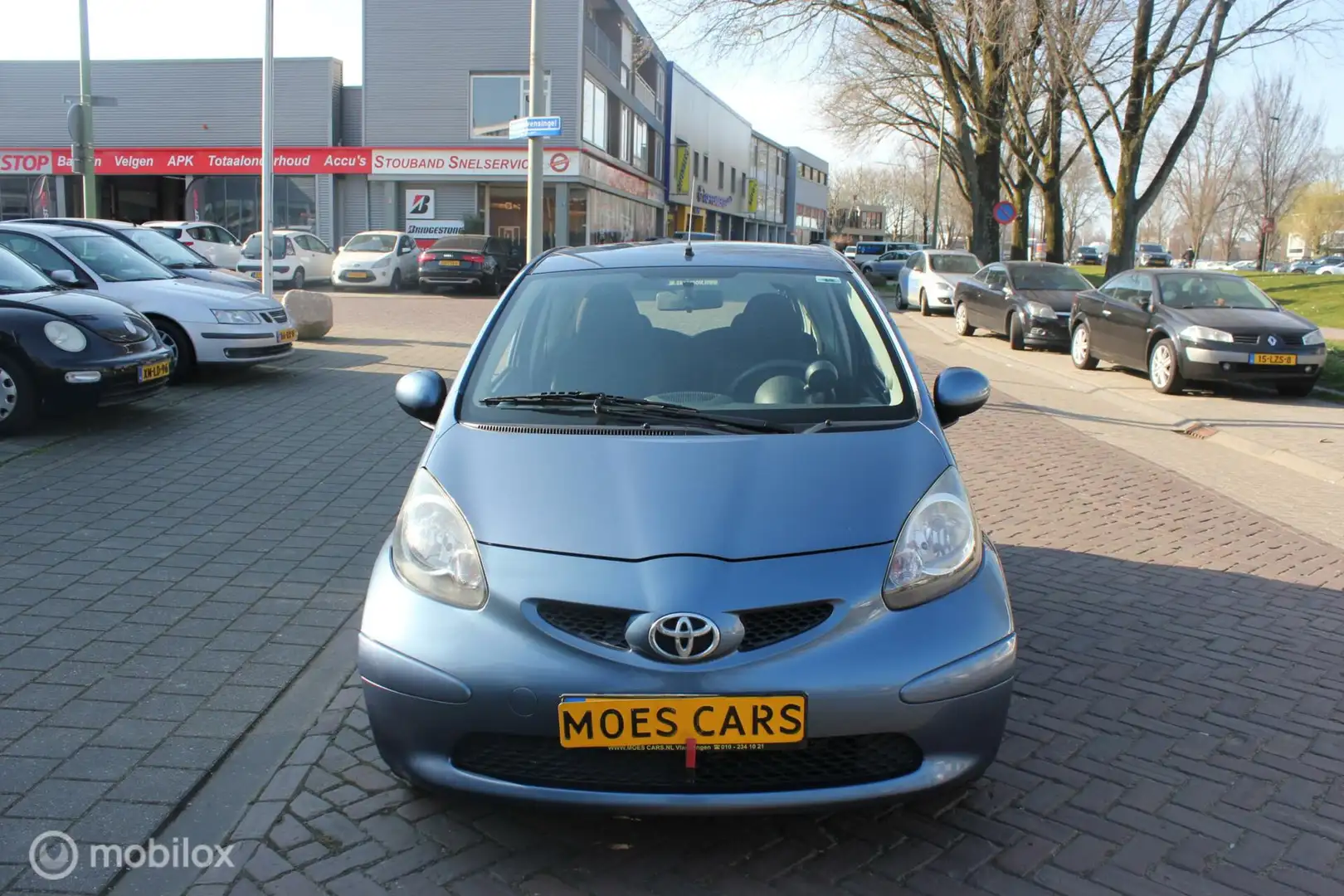 Toyota Aygo 1.0-12V + Blauw - 2