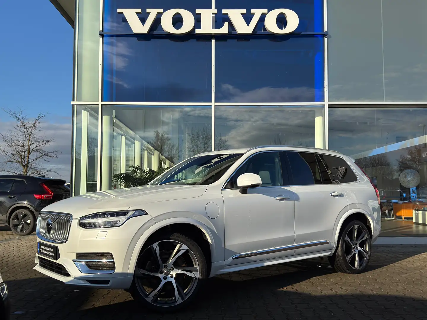 Volvo XC90 T8 Inscription AWD Recharge Weiß - 1