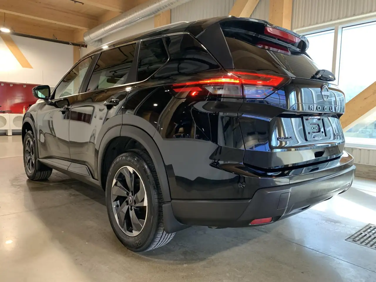 Nissan Rogue снимка Nissan Rogue