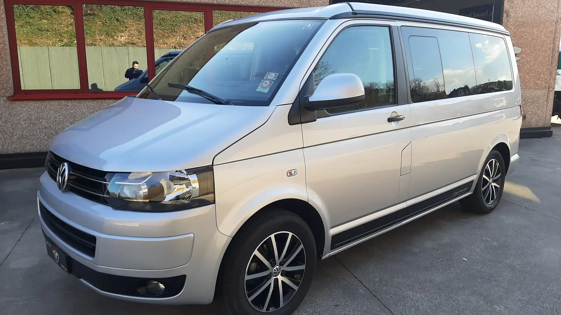 Volkswagen T5 California BEACH EDITION Argento - 2