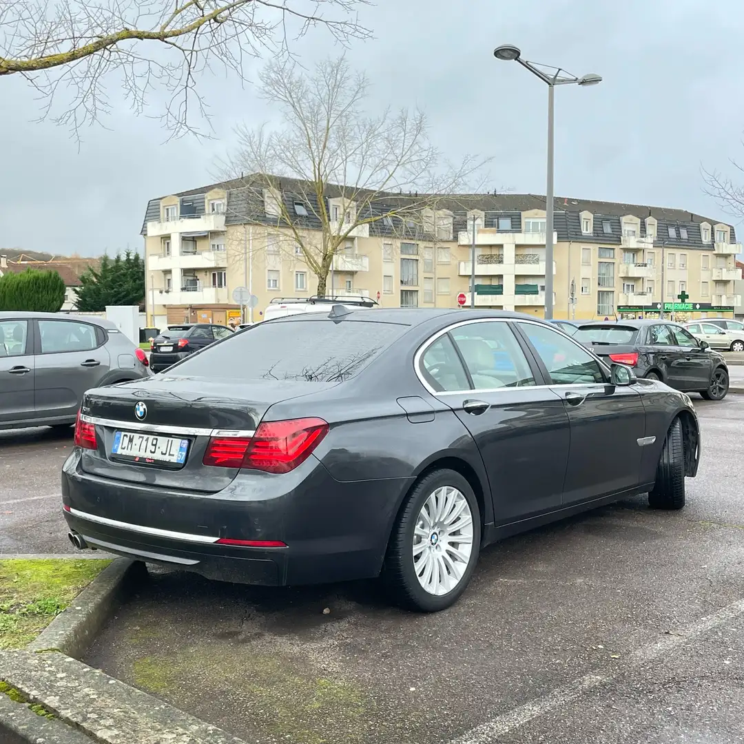 BMW 730 730d xDrive - 2