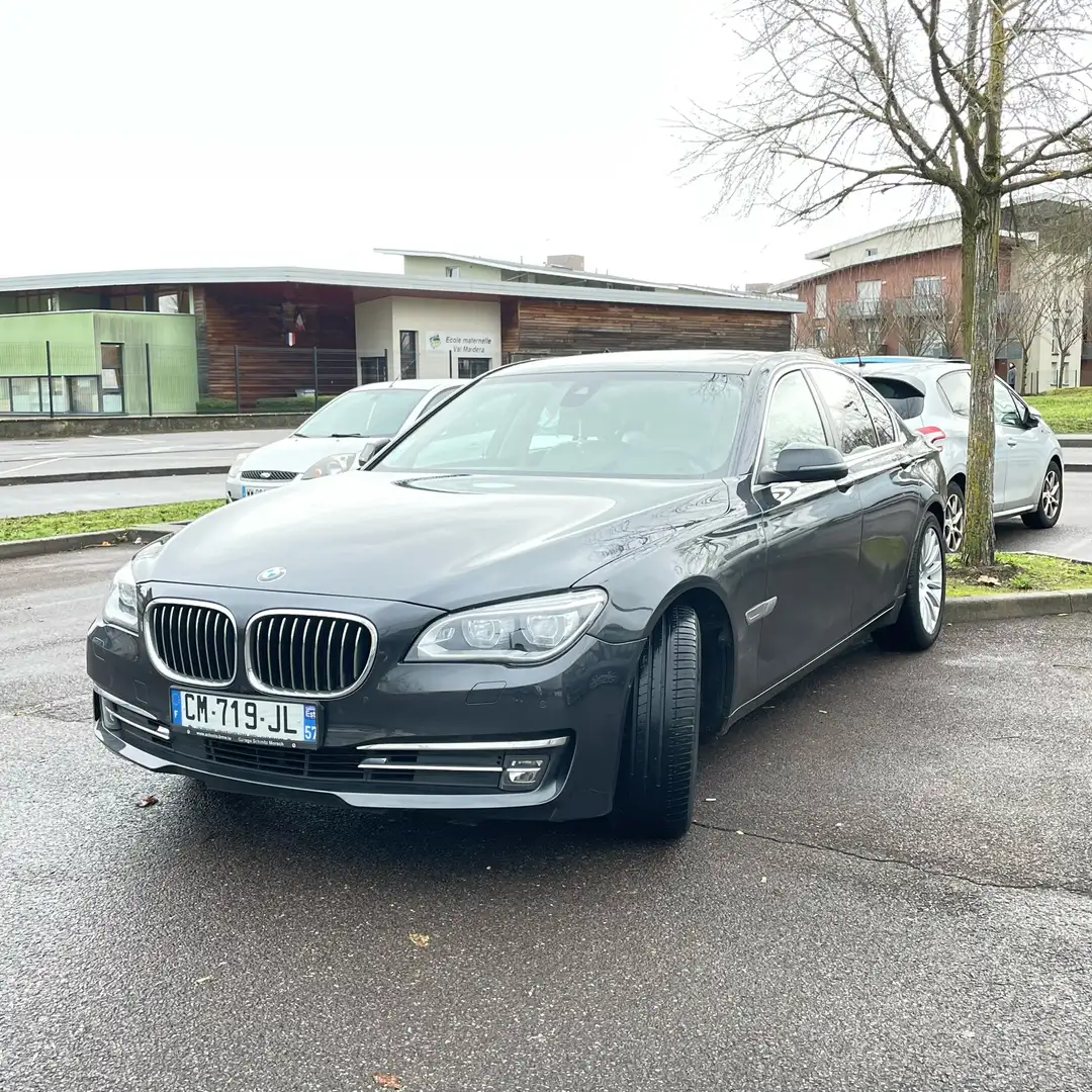 BMW 730 730d xDrive - 1