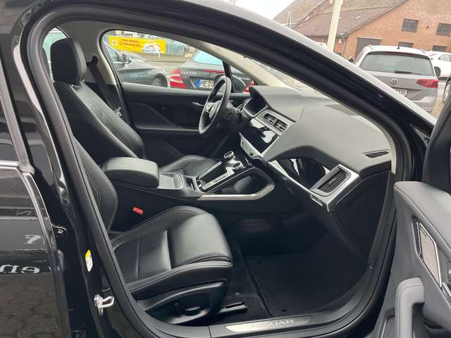 Jaguar I-Pace EV 400 S - Panorama