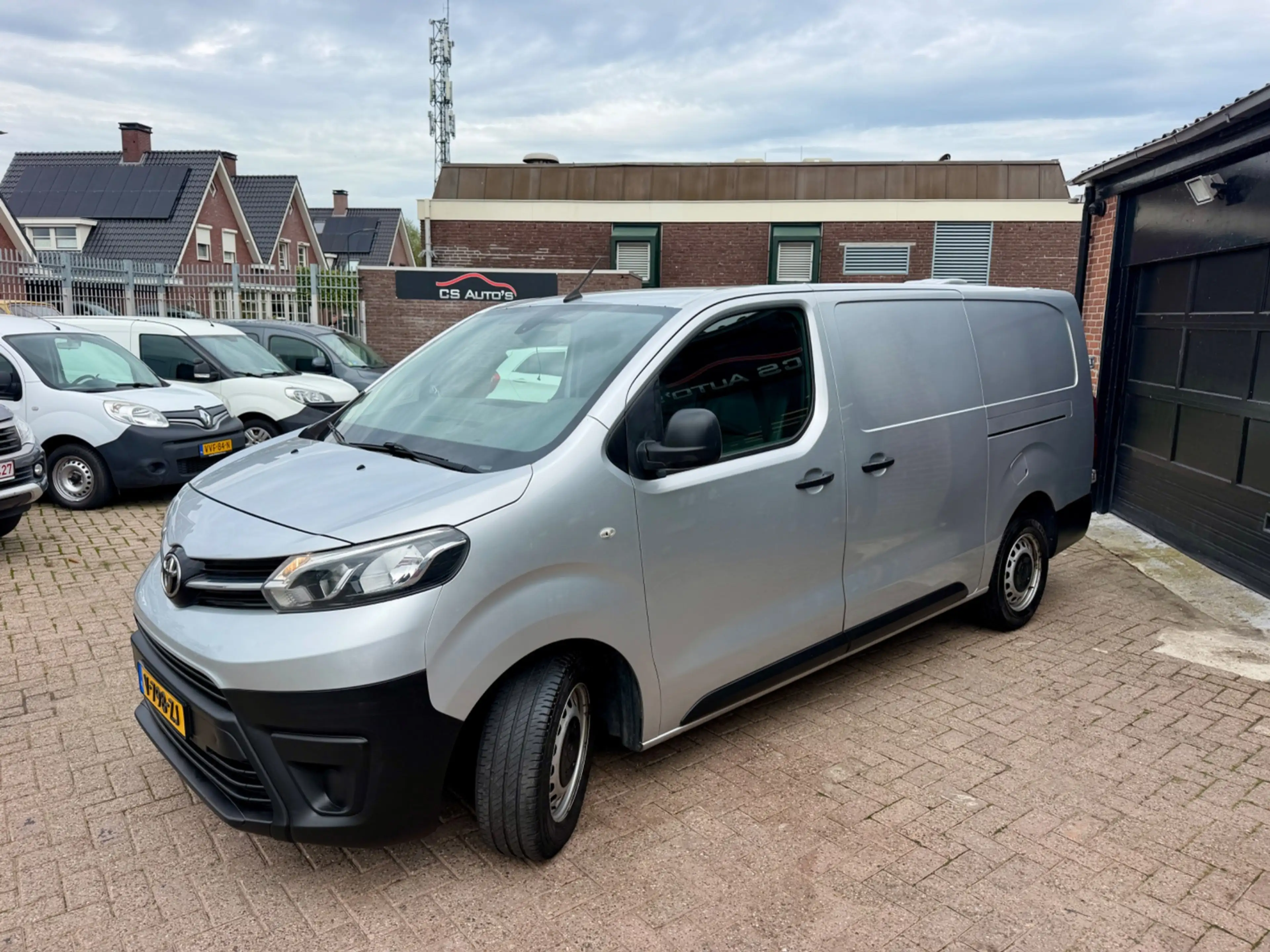 Toyota Proace Worker 2.0 D-4D Navigator Long|2019|euro6|airco|na — photo 9