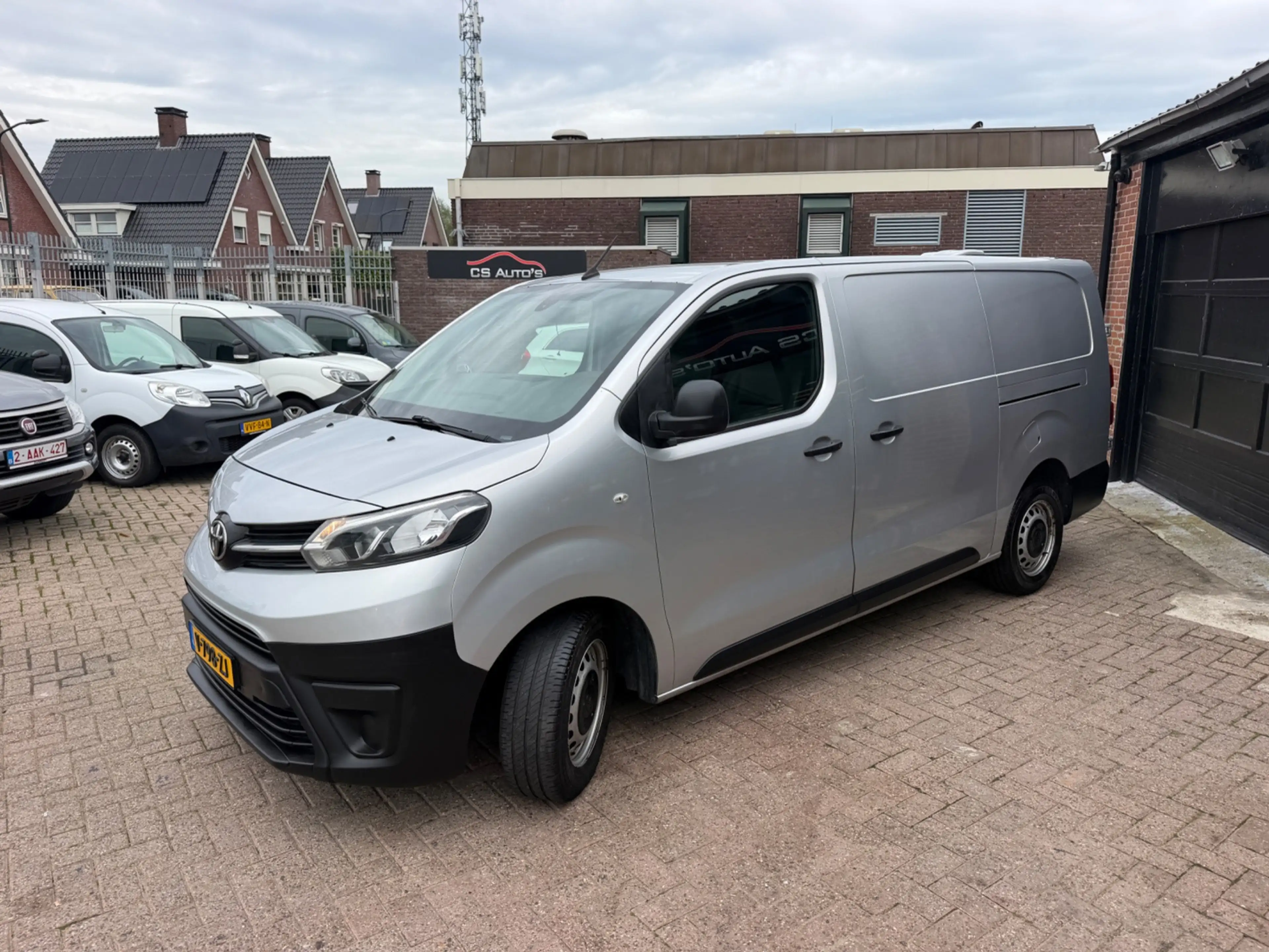 Toyota Proace Worker 2.0 D-4D Navigator Long|2019|euro6|airco|na — photo 2