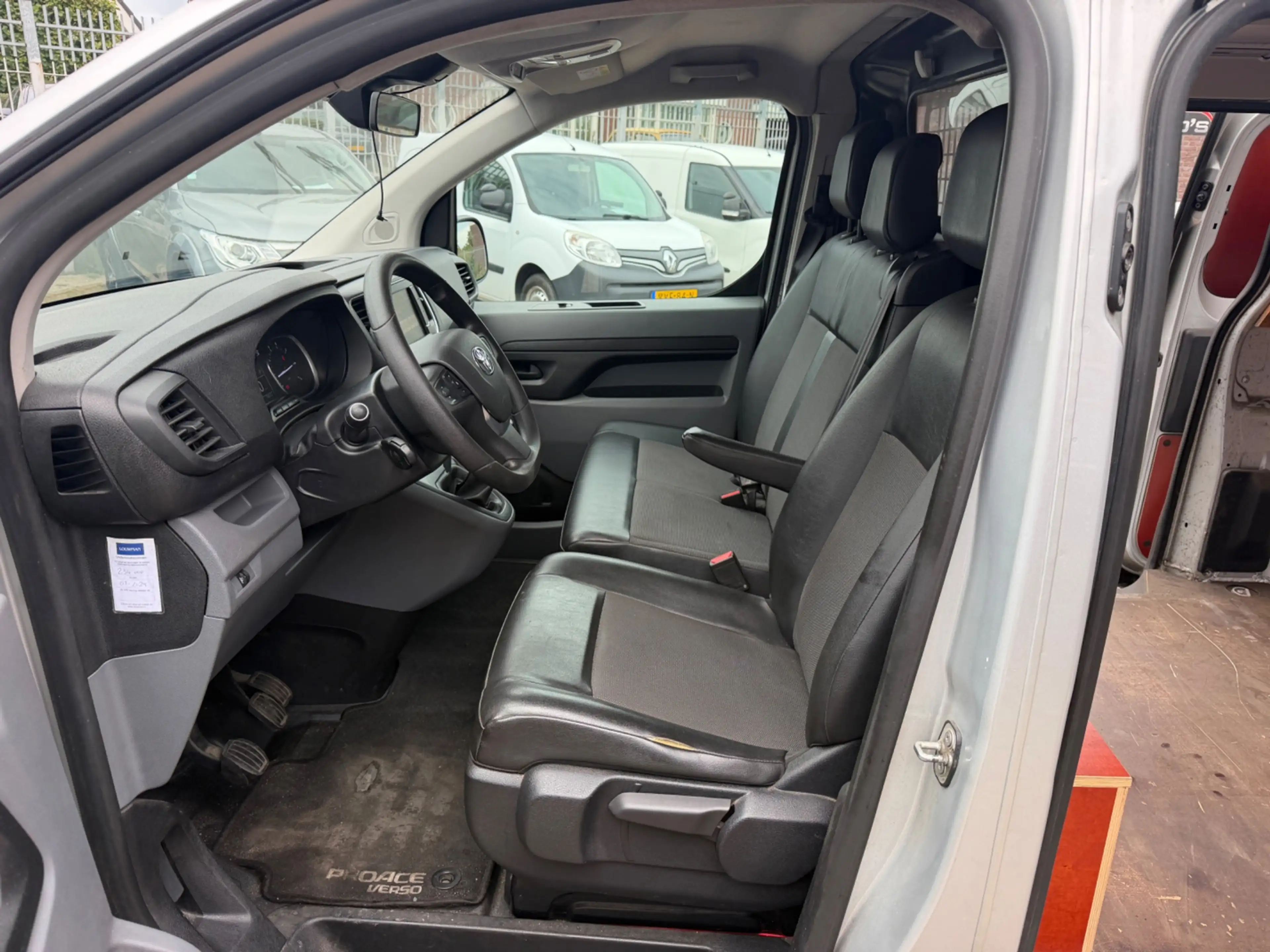 Toyota Proace Worker 2.0 D-4D Navigator Long|2019|euro6|airco|na — photo 5