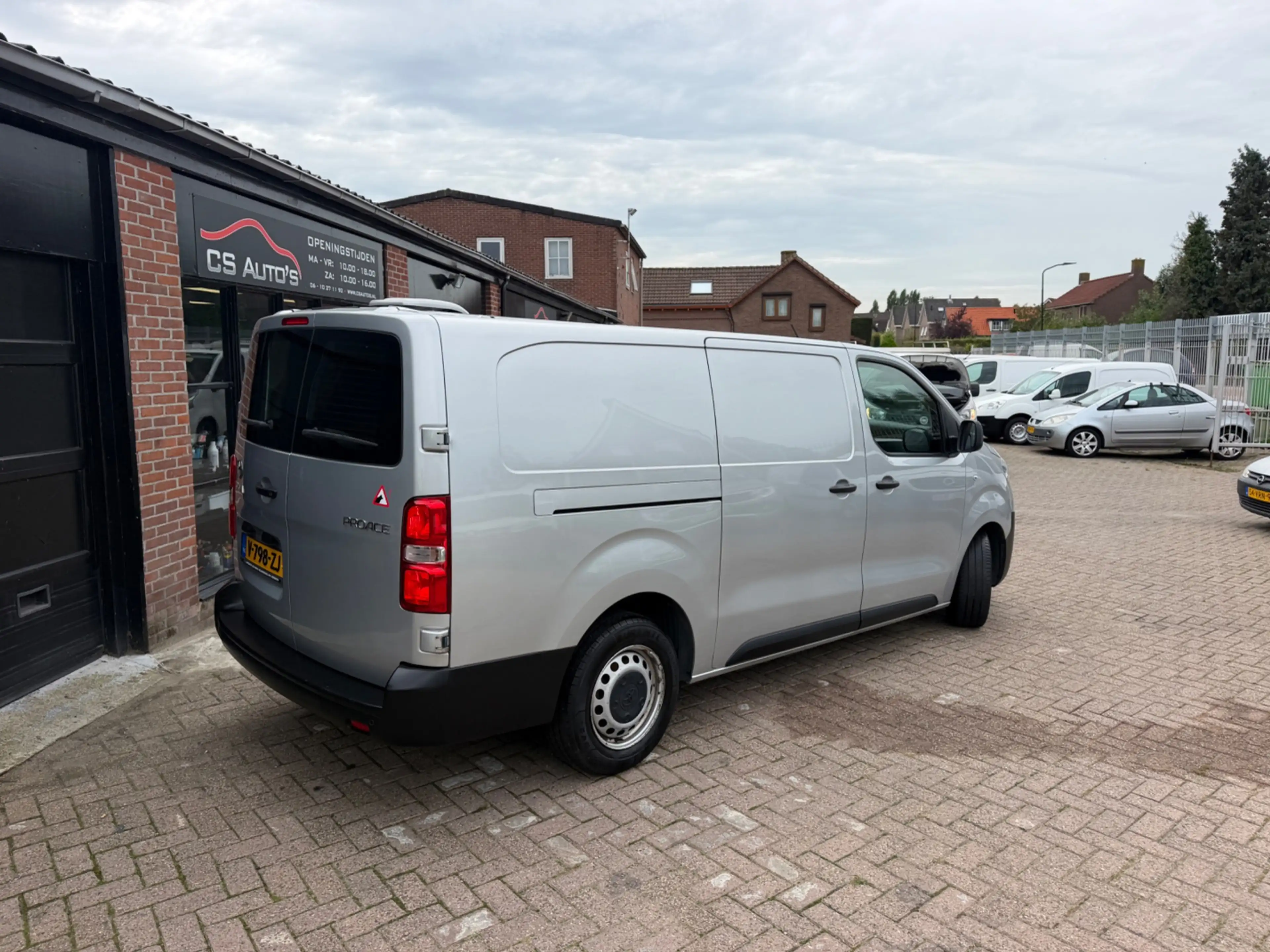 Toyota Proace Worker 2.0 D-4D Navigator Long|2019|euro6|airco|na — photo 6