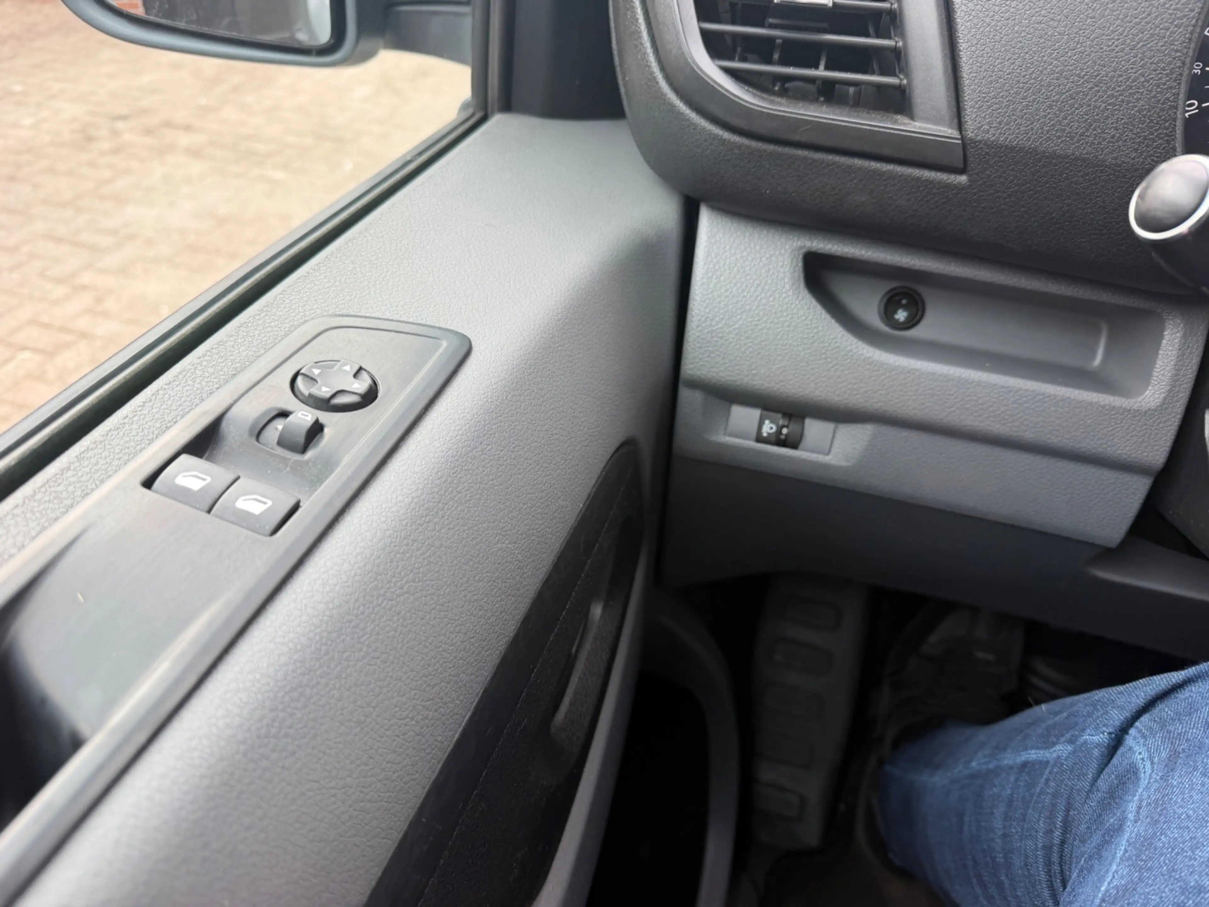 Toyota Proace Worker 2.0 D-4D Navigator Long|2019|euro6|airco|na — photo 11