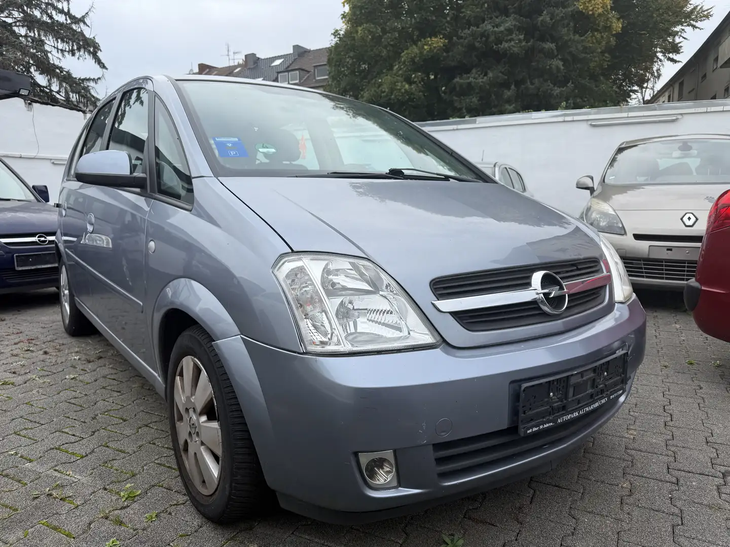 Opel Meriva Meriva 1.6 16V Cosmo Navi Bluetooth Tüv 06/26 Argintiu - 1