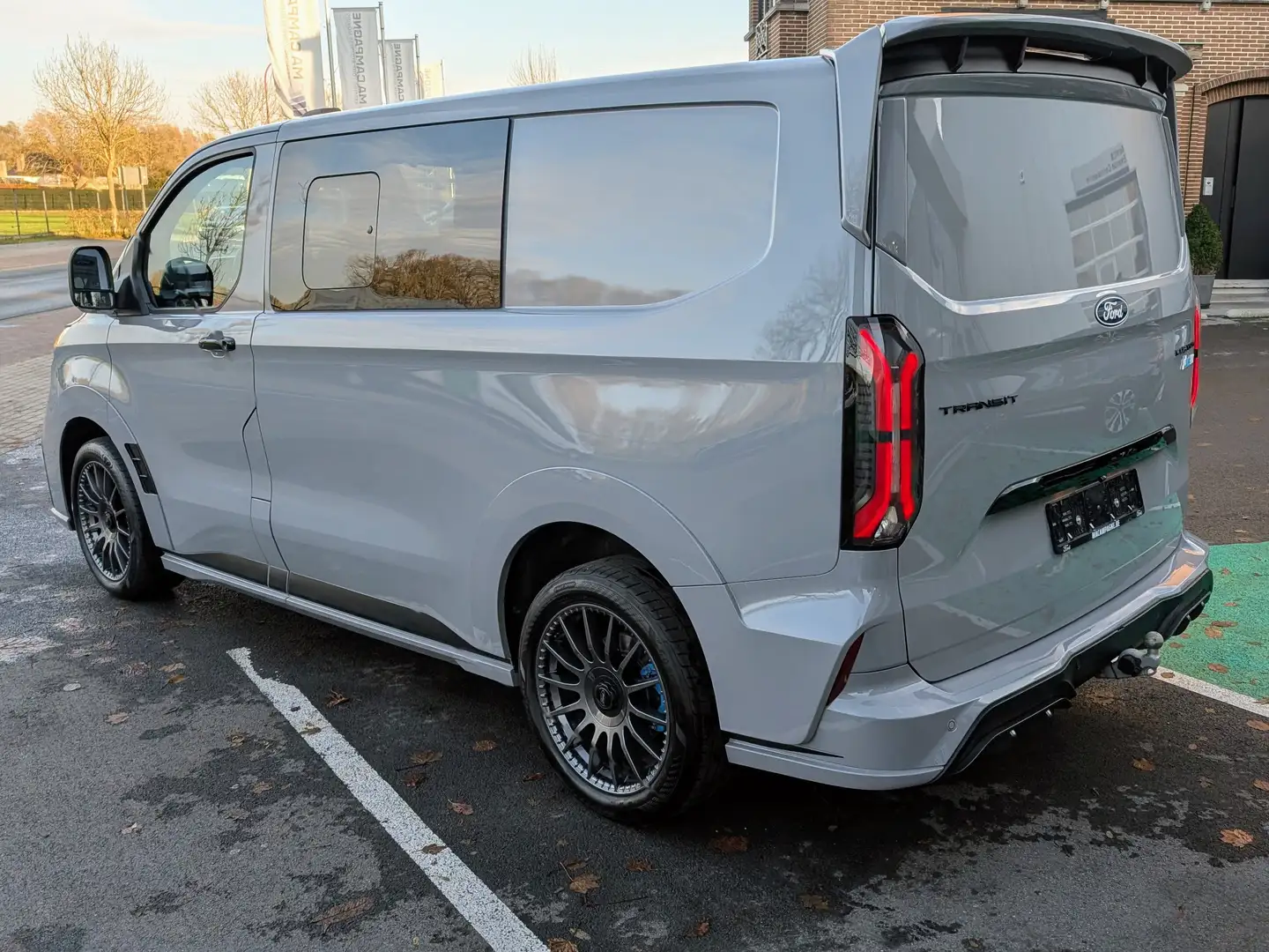 Ford Transit Custom DC MS-RT 320S L1 2.0TDCi 150pk 6 versn. Grijs - 2