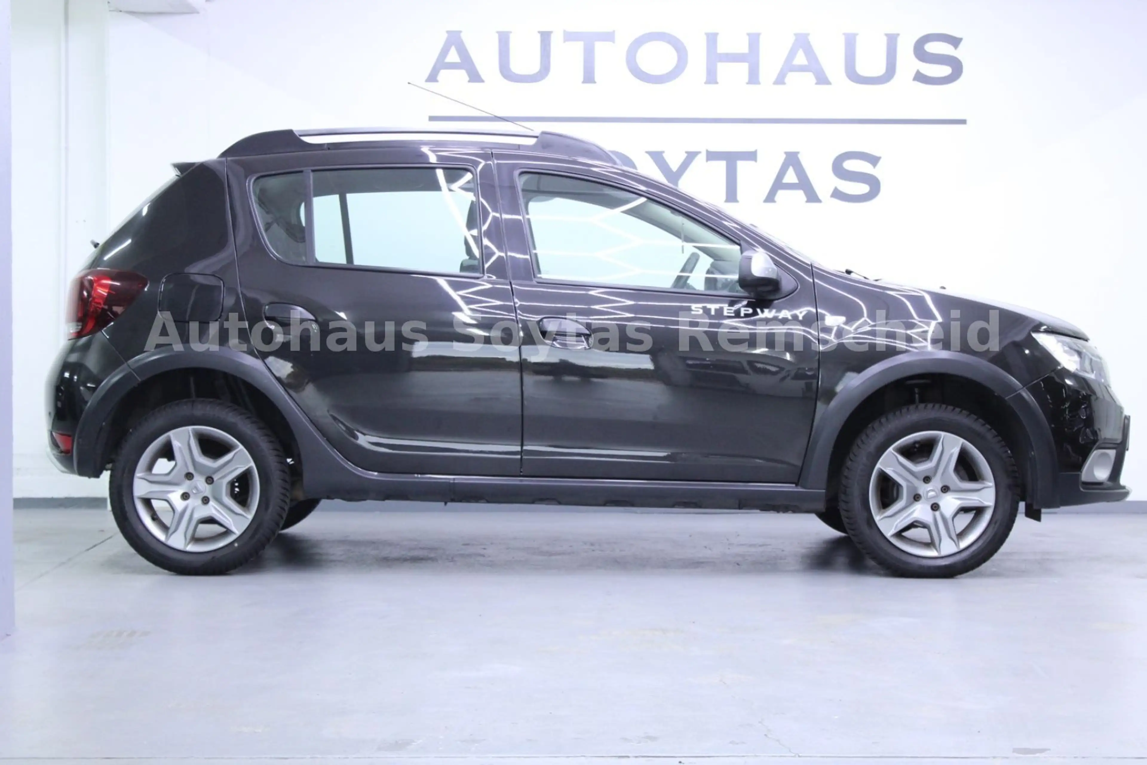 Dacia Sandero II Stepway Prestige I 1 Hand I AUTOMATIK — photo 11