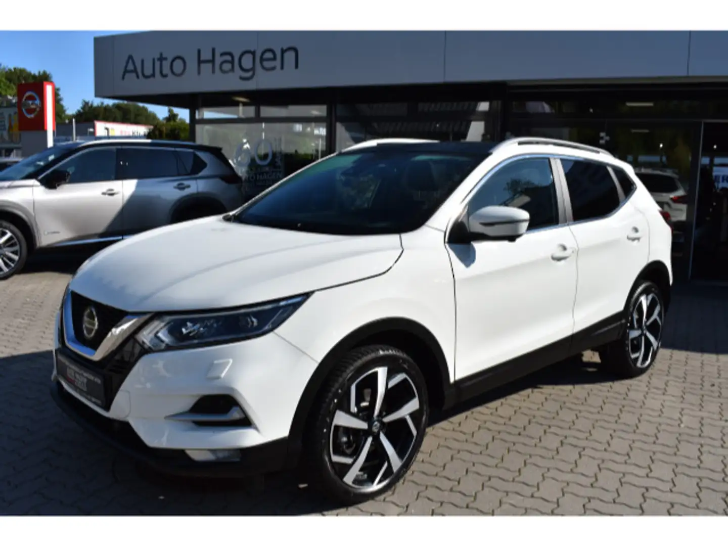 Nissan Qashqai 1.6 DIG-T Tekna GJR auf 19" Alu AHK NAVI Weiß - 2