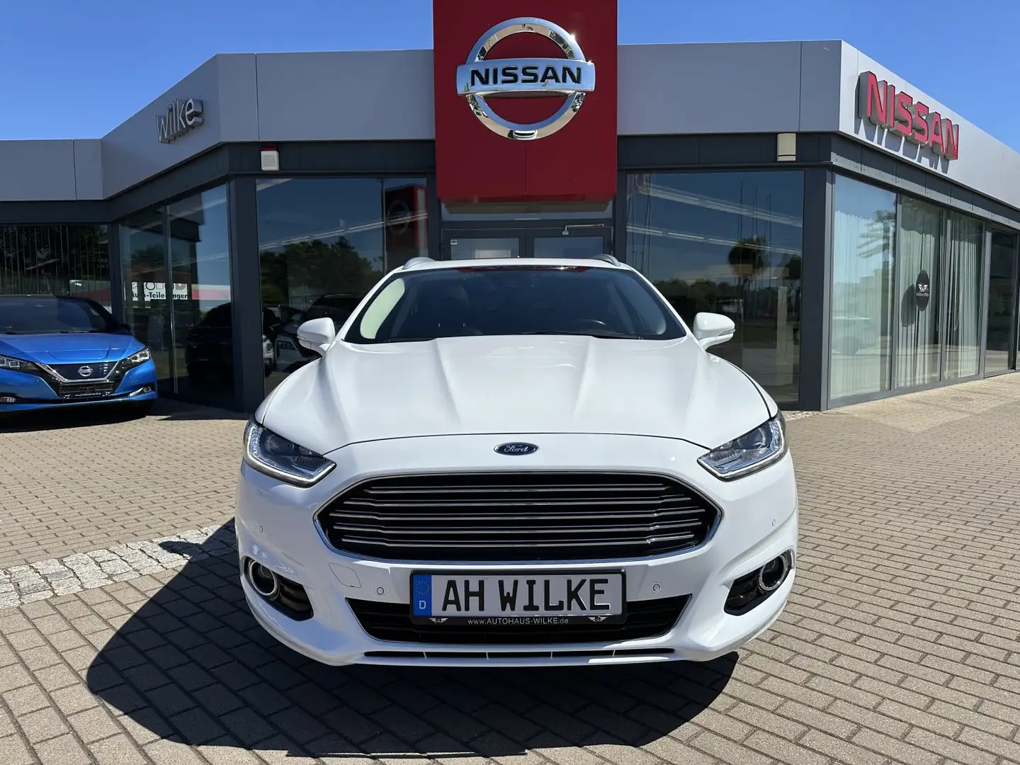 Ford Mondeo 2.0 TITANIUM/PANO/LED/KEYFREE/AHK Weiß - 2