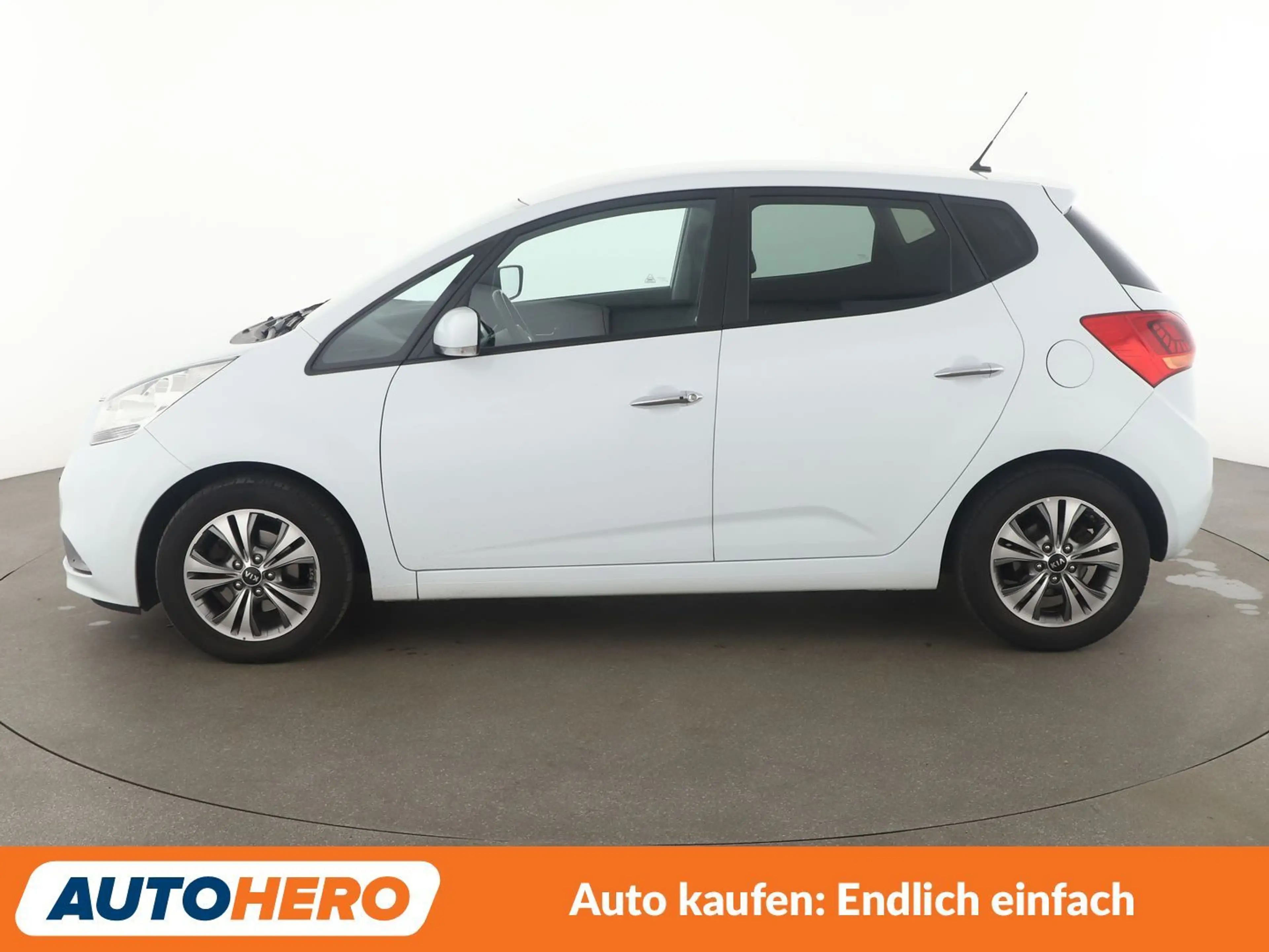 Kia Venga 1.6 Spirit Aut.*NAVI*TEMPO*CAM*PDC*SHZ* — photo 3