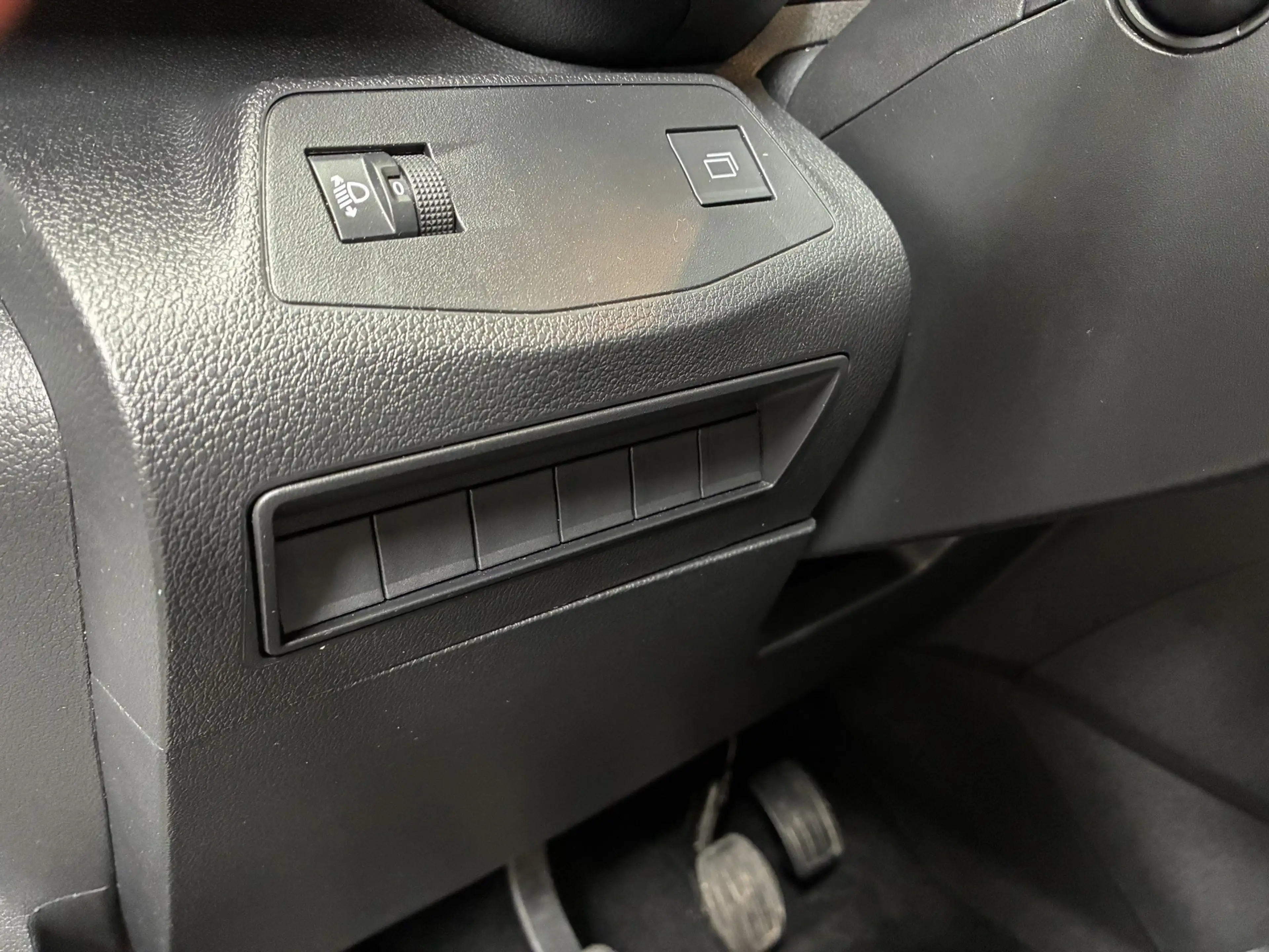 Toyota Proace City Verso 1,2 Shuttle — photo 11