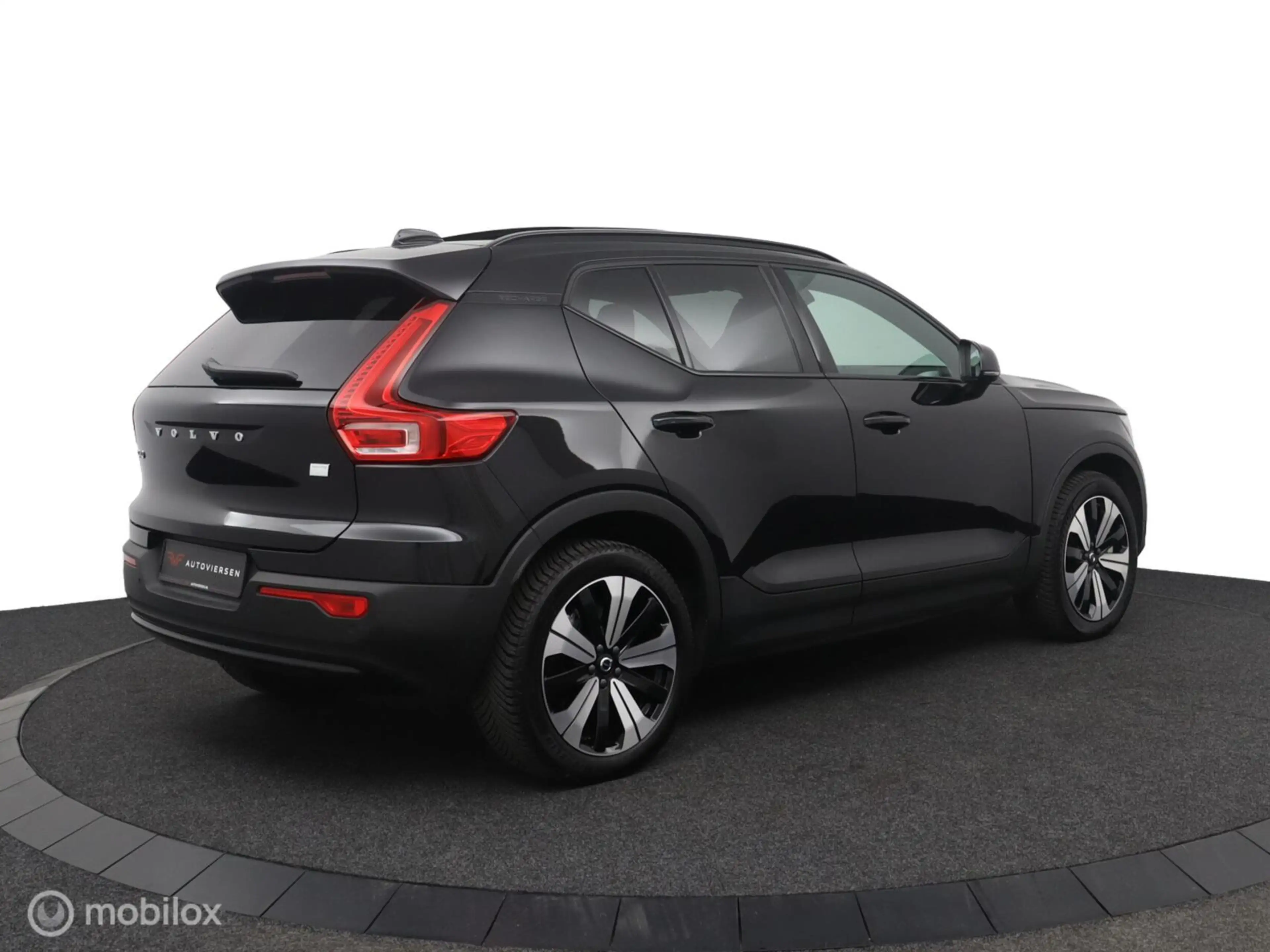 Volvo XC40 Recharge Single Ultimate — photo 14