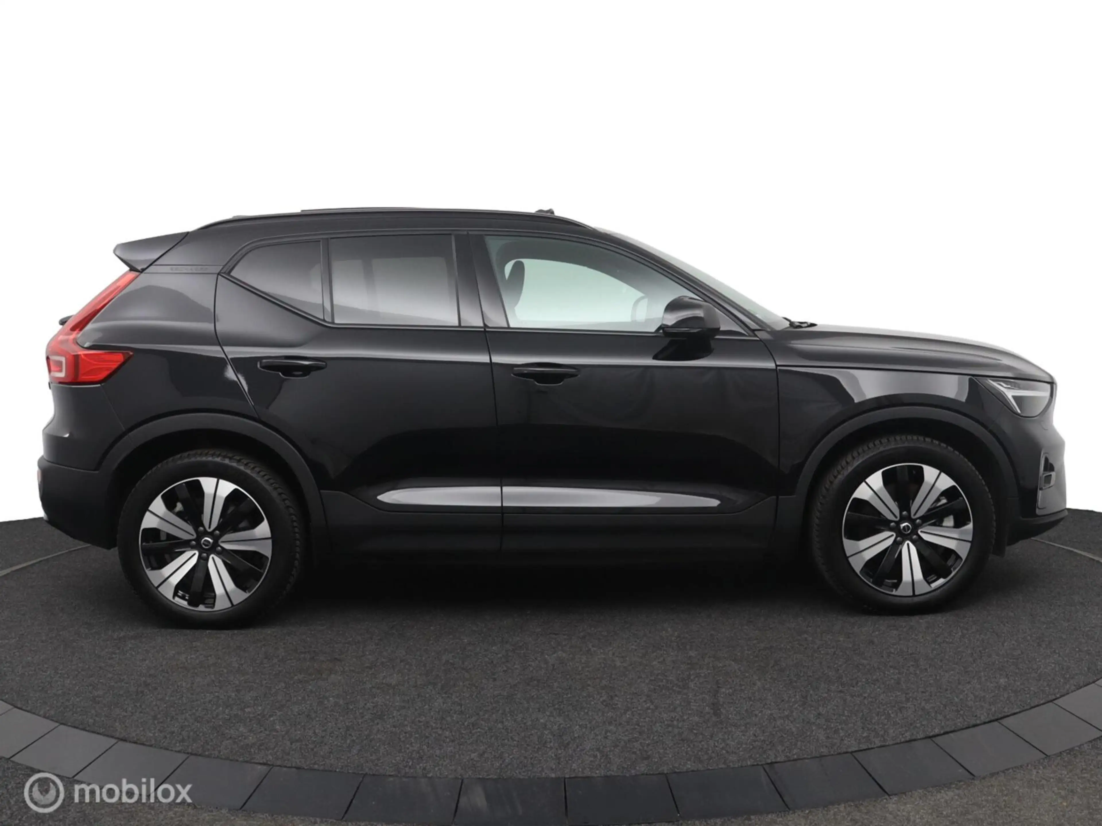 Volvo XC40 Recharge Single Ultimate — photo 12