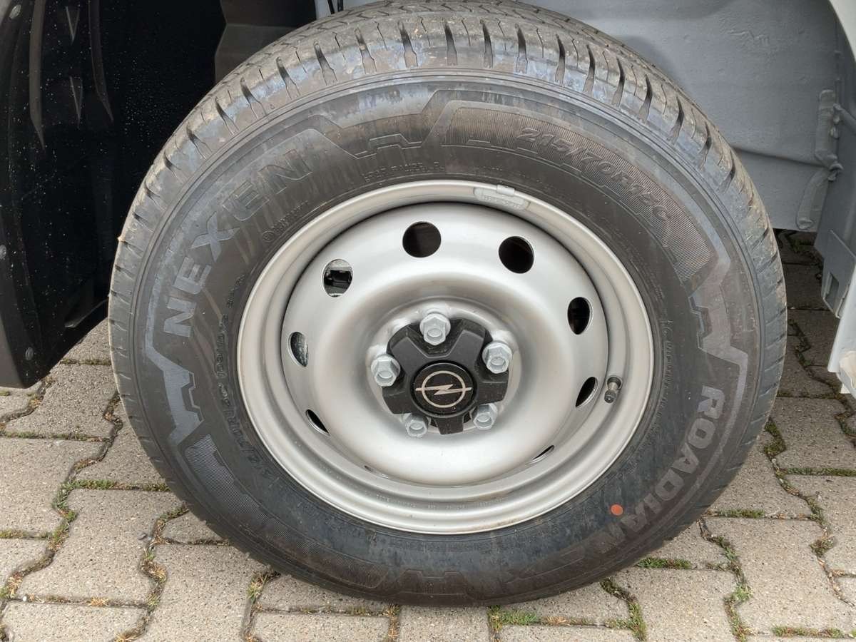 Opel Movano