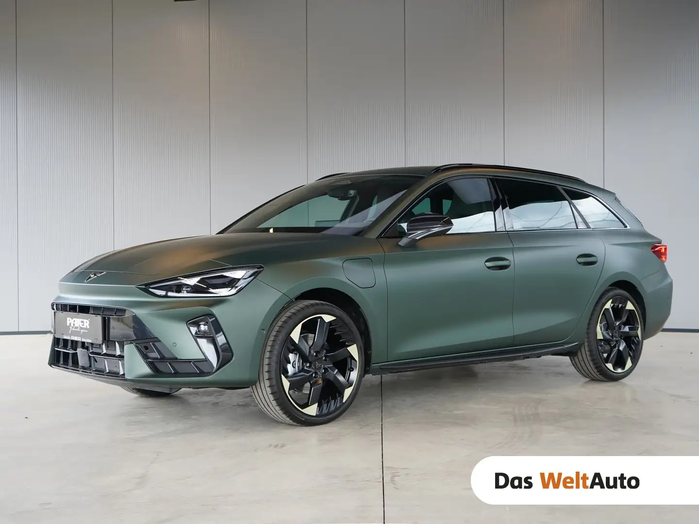 CUPRA Leon TRIBE e-HYBRID 150/204 Grün - 1