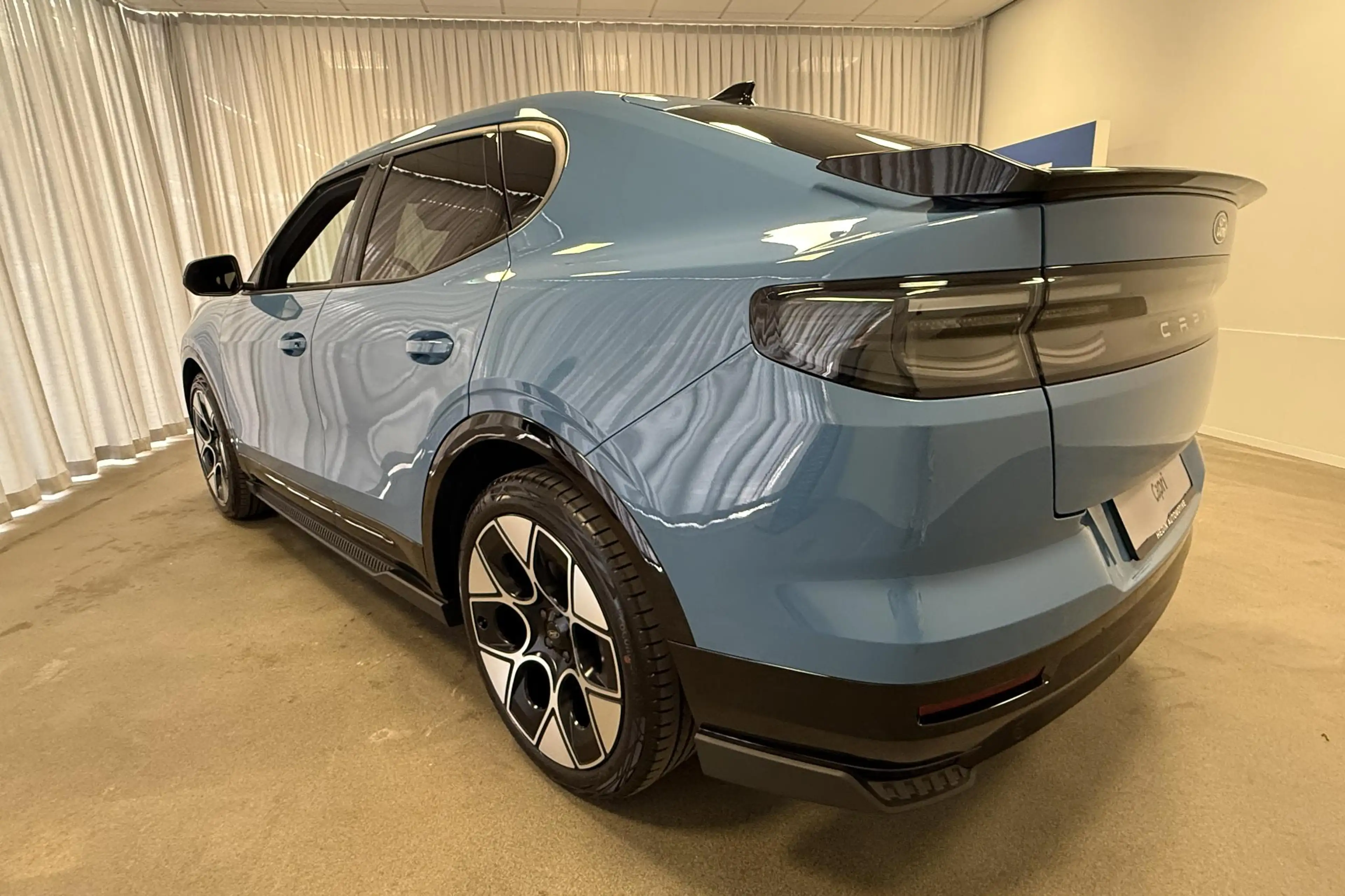 Ford Capri Collection Extended Range RWD 79 kWh — photo 6