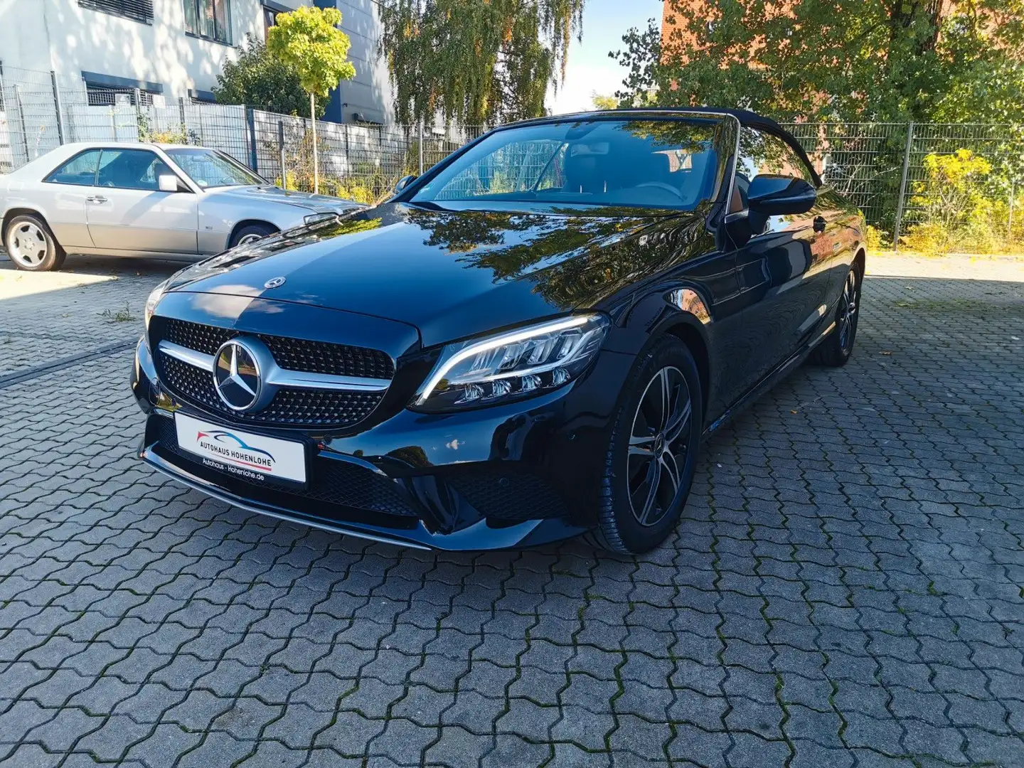Mercedes-Benz C 200 Cabrio NAVI LED TOP ZUSTAND!! Schwarz - 2