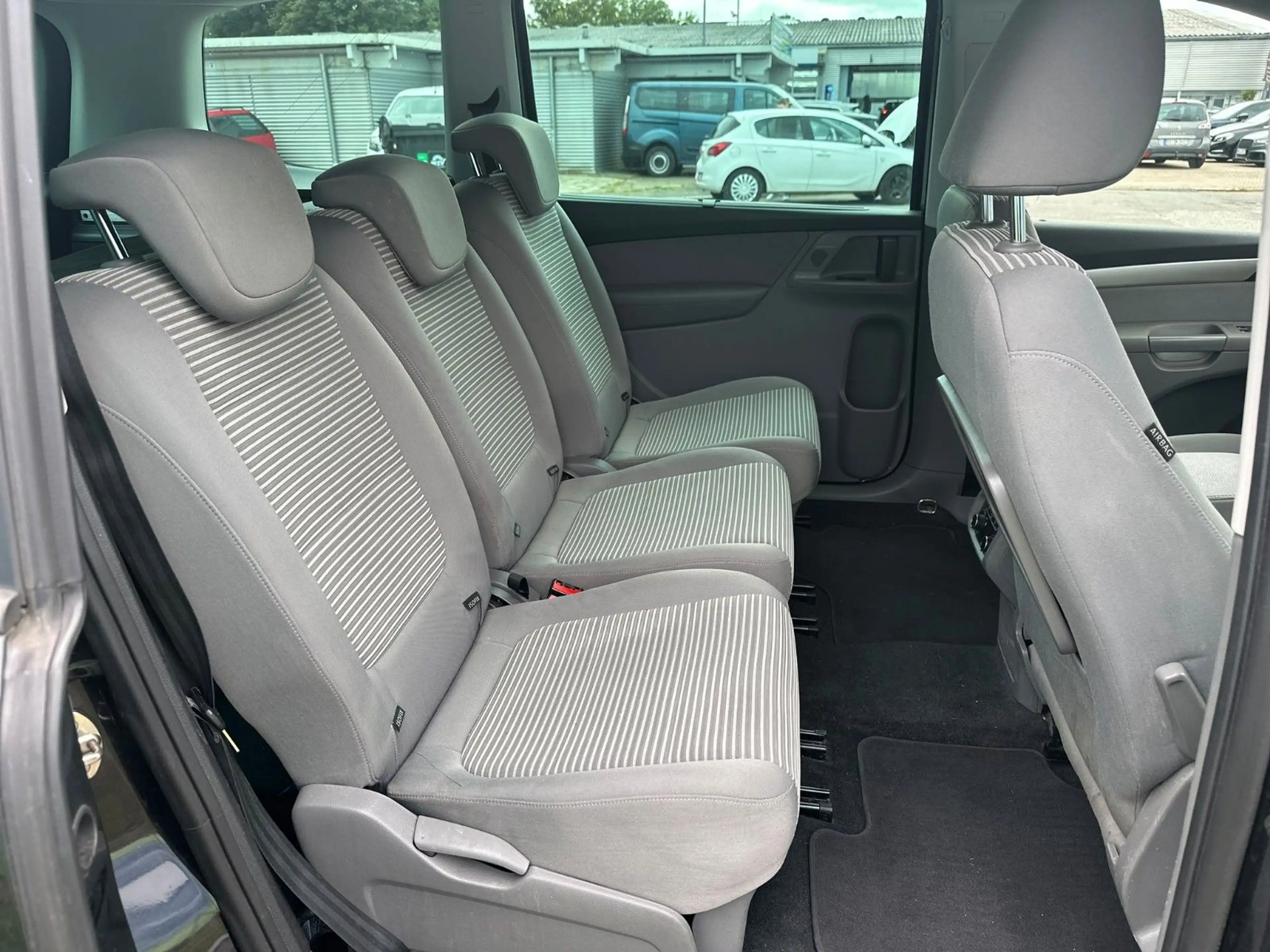 SEAT Alhambra Style | DSG | Kamera | AHK | TÜV 04.28 — photo 14