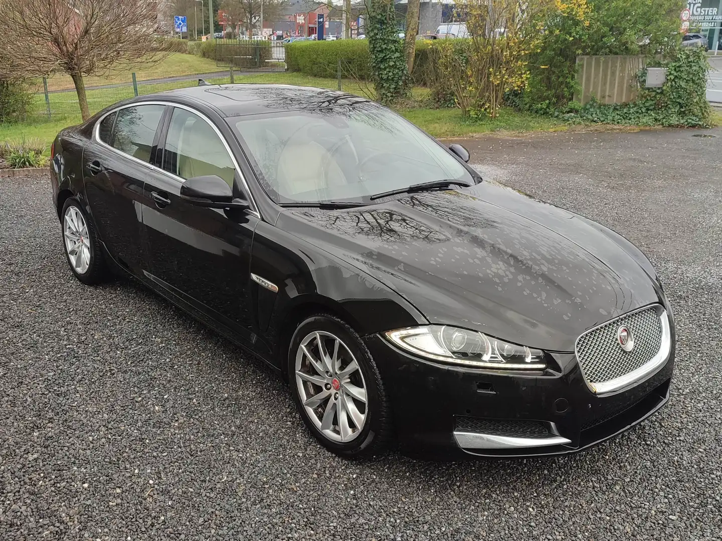 Jaguar XF XF 2.2 D Prestige Noir - 2