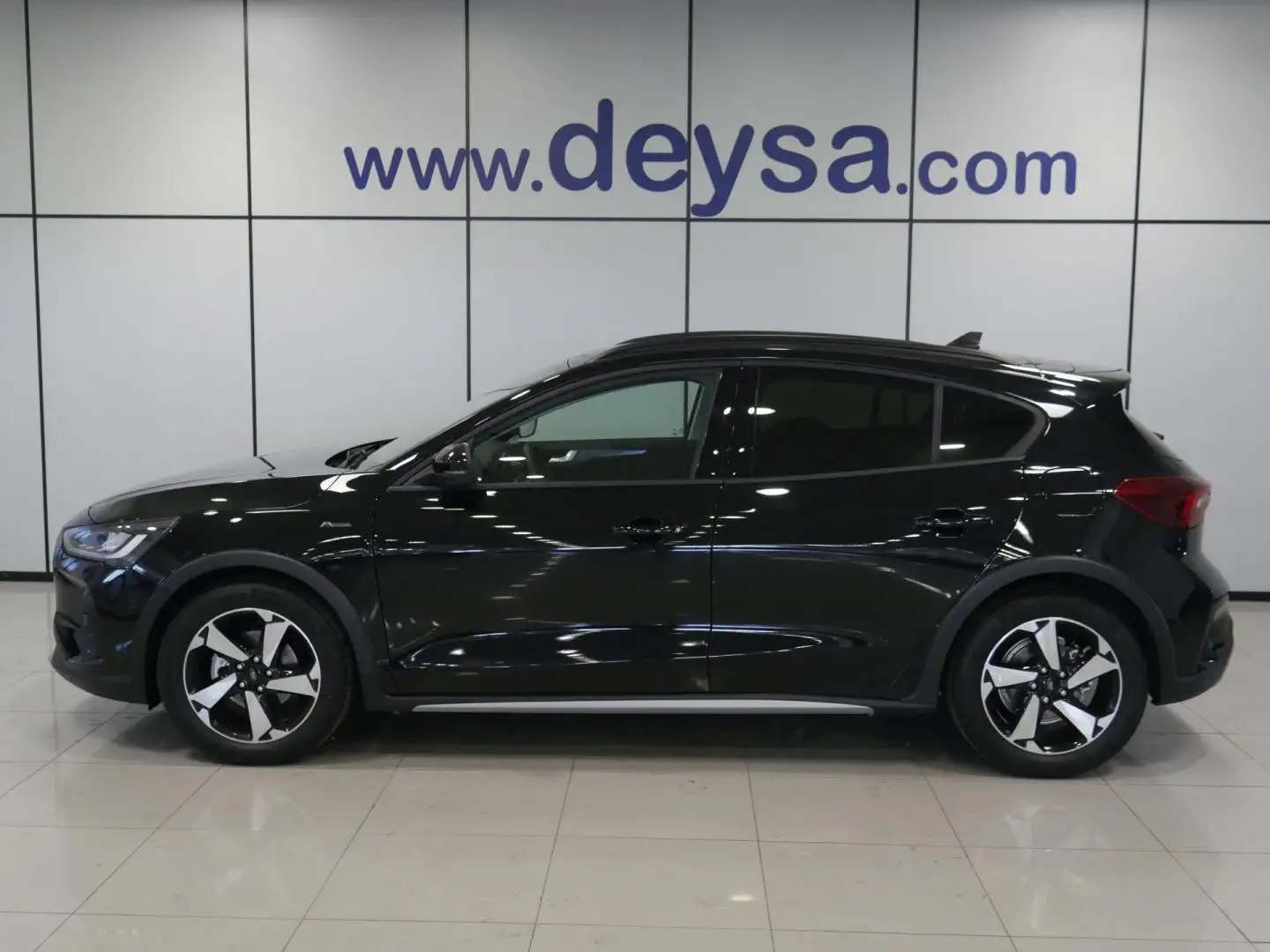 Ford Focus 1.0 Ecoboost MHEV Active X 125 Negro - 2