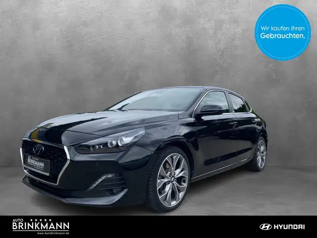 Hyundai i30 i30 Fastback 1.6 CRDi Premium (EURO 6d-TEMP)  Navi