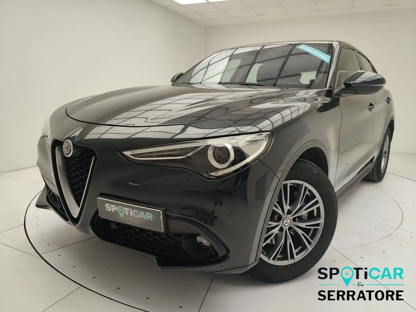 Alfa Romeo Stelvio 2017 2.2 t Executive rwd 180cv auto Fekete - 1