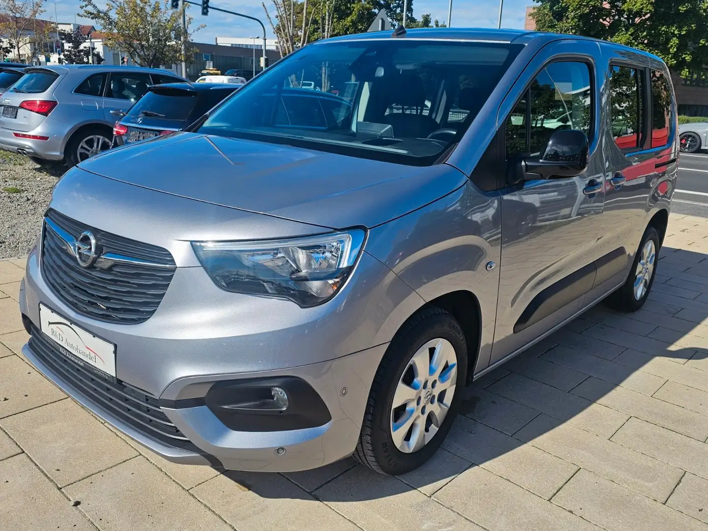 Opel Combo Life RFK Navi Grau - 1