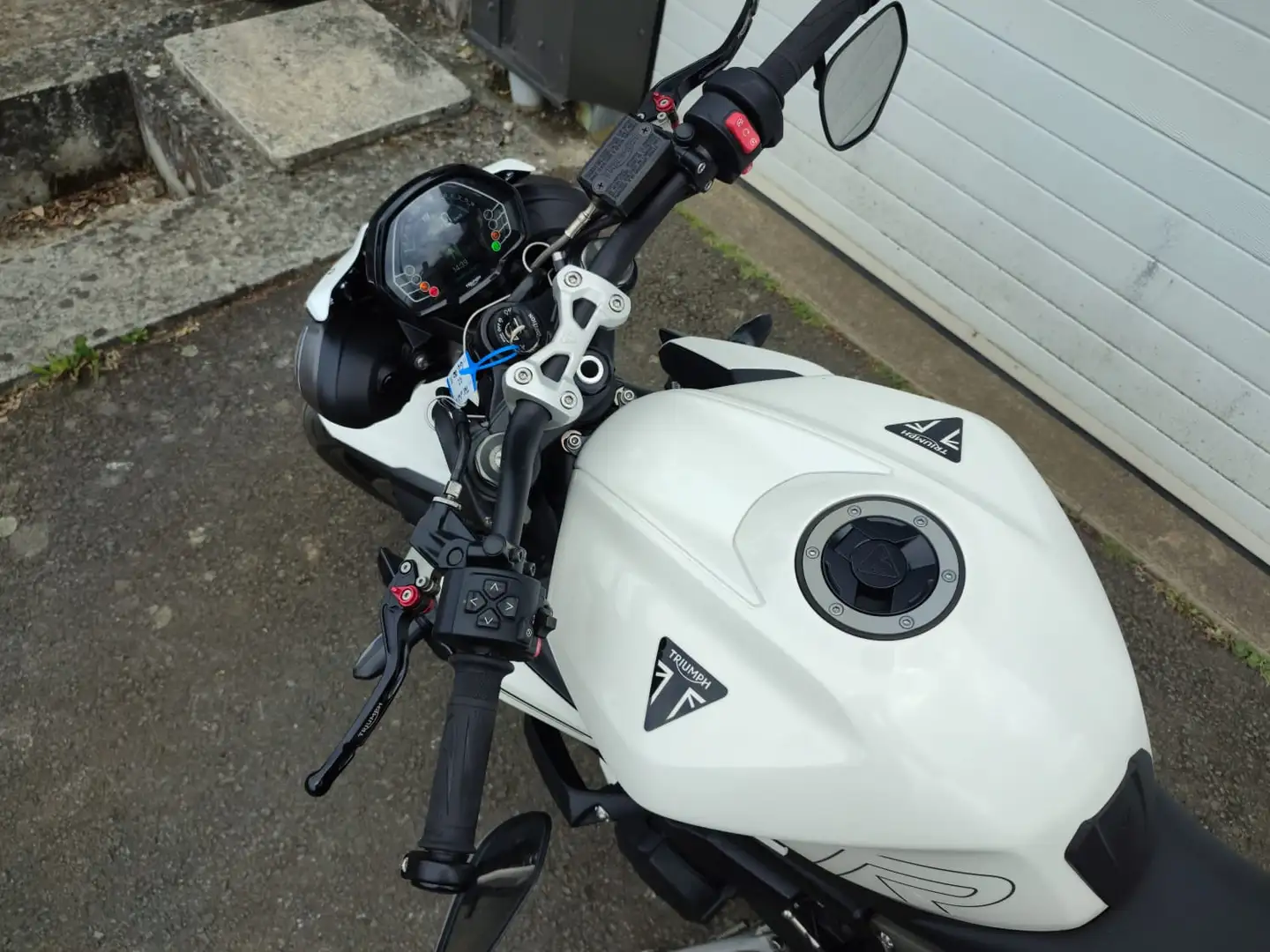 Triumph Street Triple 765 Alb - 2