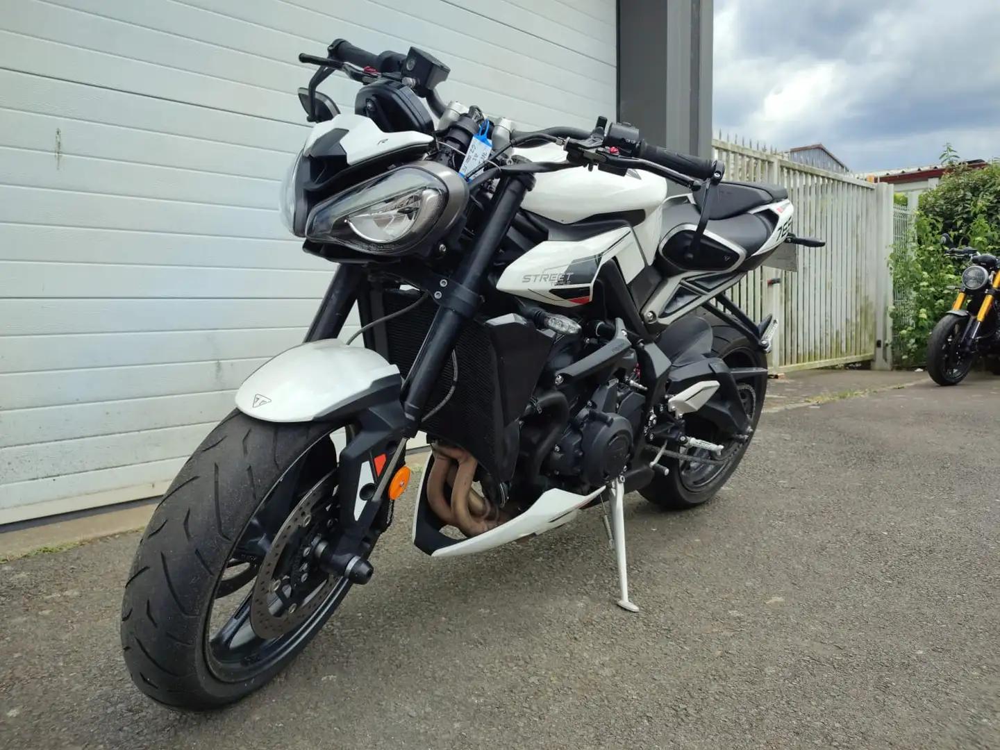 Triumph Street Triple 765 Alb - 1