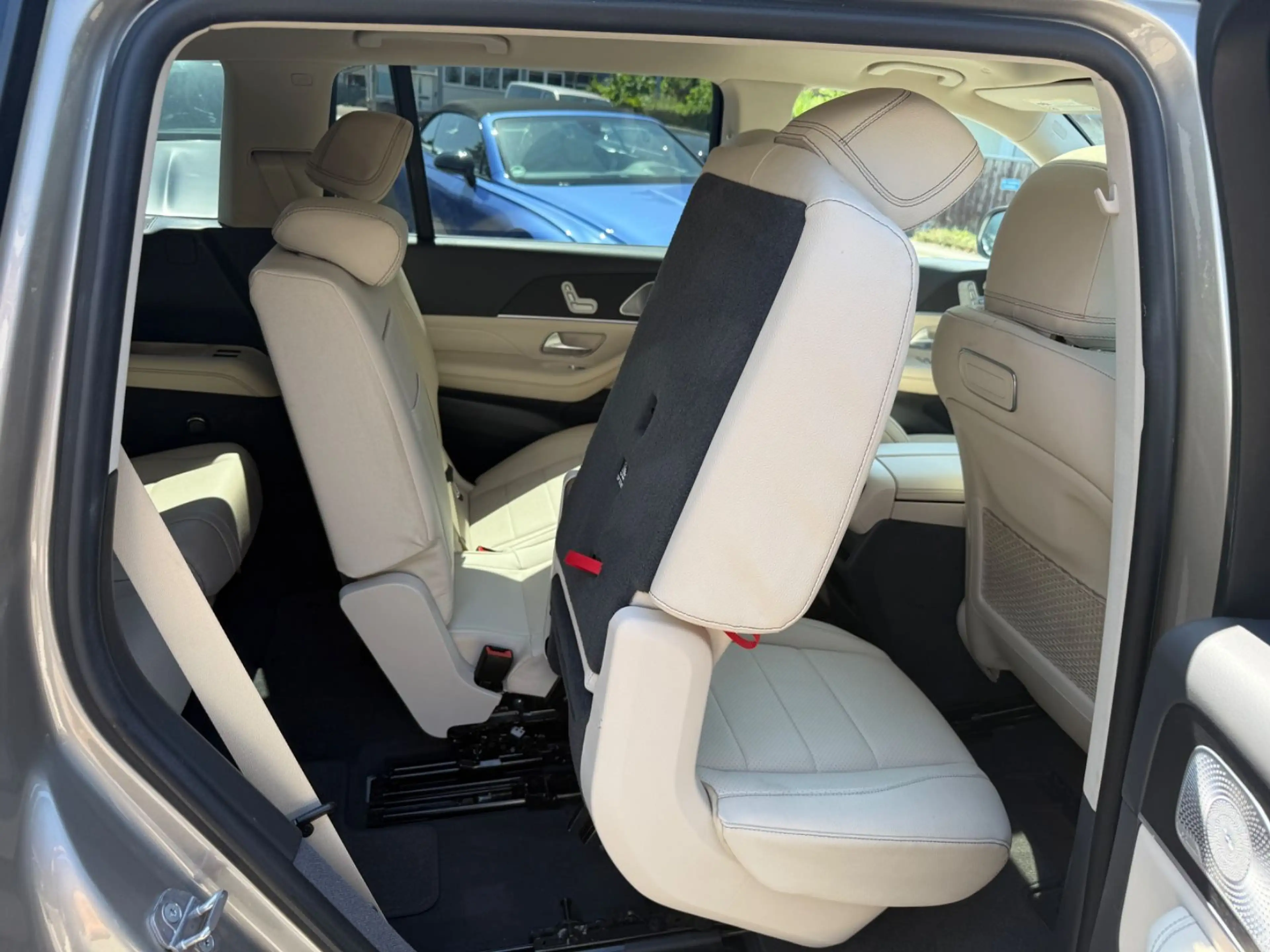 Mercedes-Benz GLS 450 GLS 4Matic 22zoll 63AMG Packet 7Sitzer Burmester — photo 10