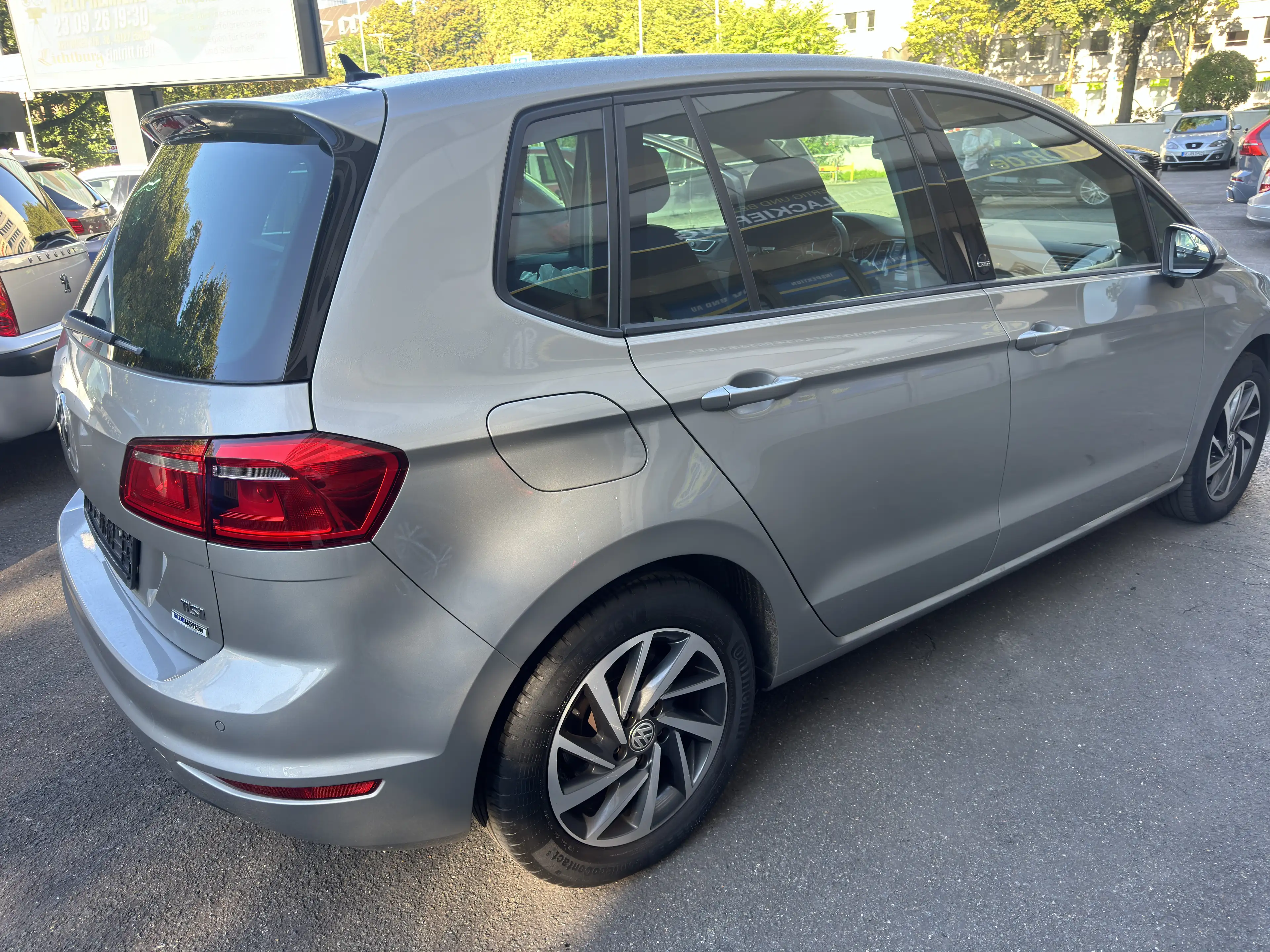 Volkswagen Golf Sportsvan Sound BMT/Start-Stop — photo 11