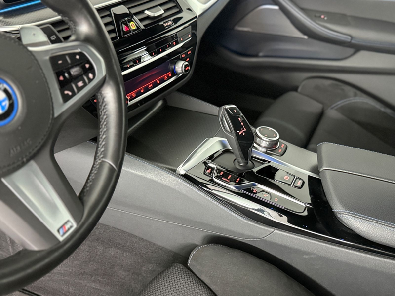 BMW 530 e xDrive M Sport H&K HUD Laserlicht ACC — photo 15