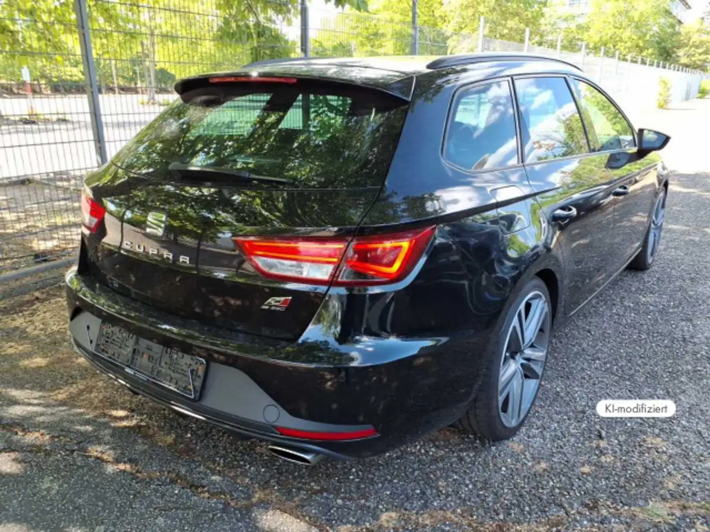 CUPRA Leon ST 2.0 TSI DSG Pano+ACC+LED+Kamera+App+Navi Negro - 2