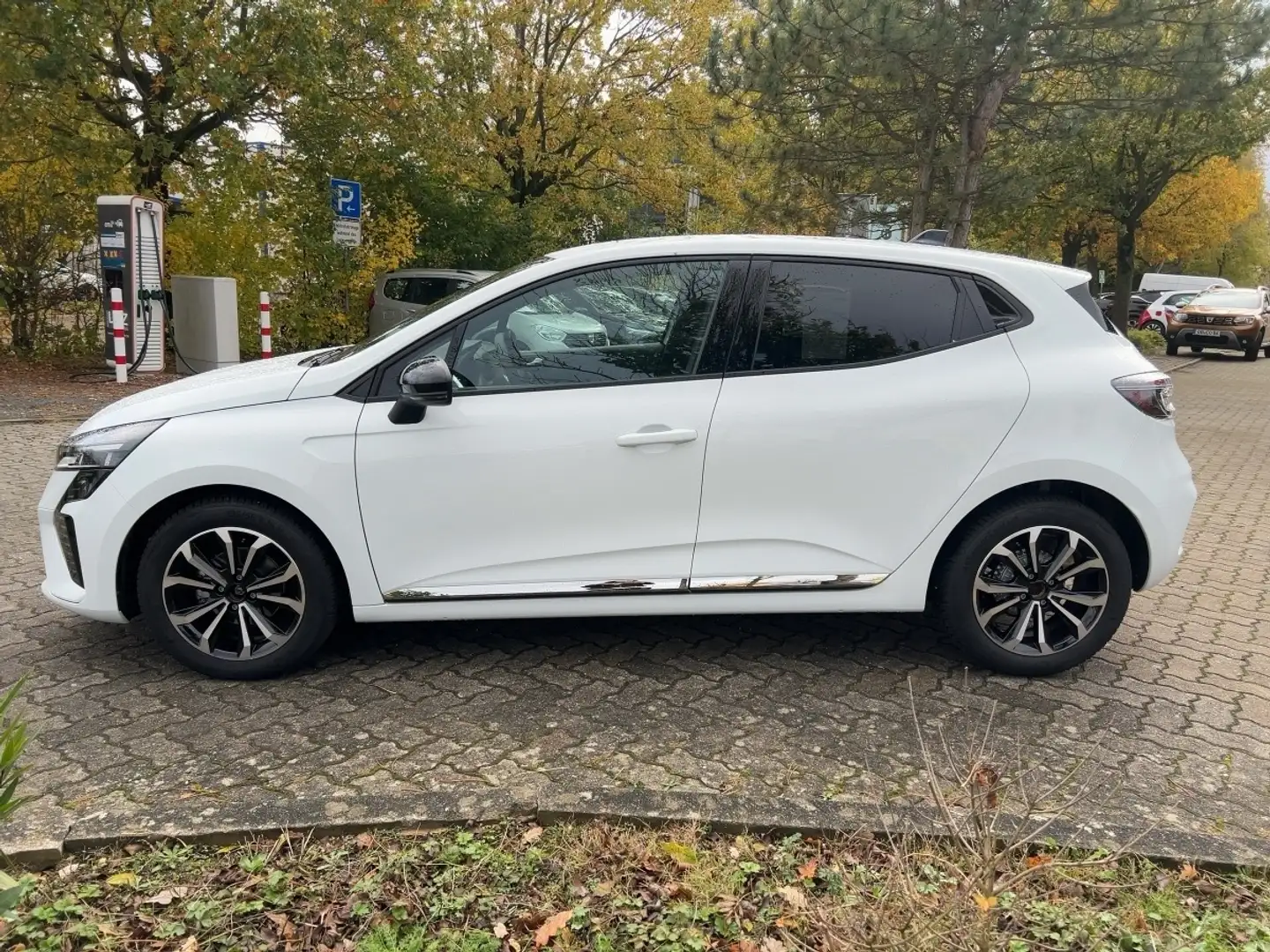 Renault Clio TCe 90 Techno Weiß - 2