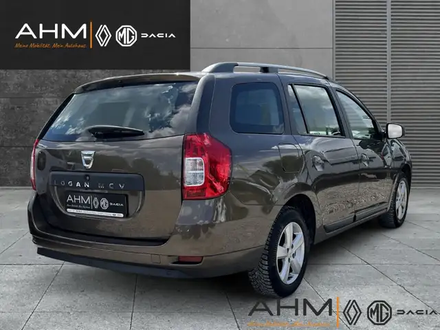 Dacia Logan MCV view 2