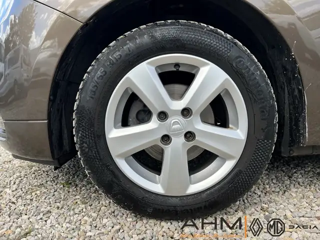 Dacia Logan MCV view 8