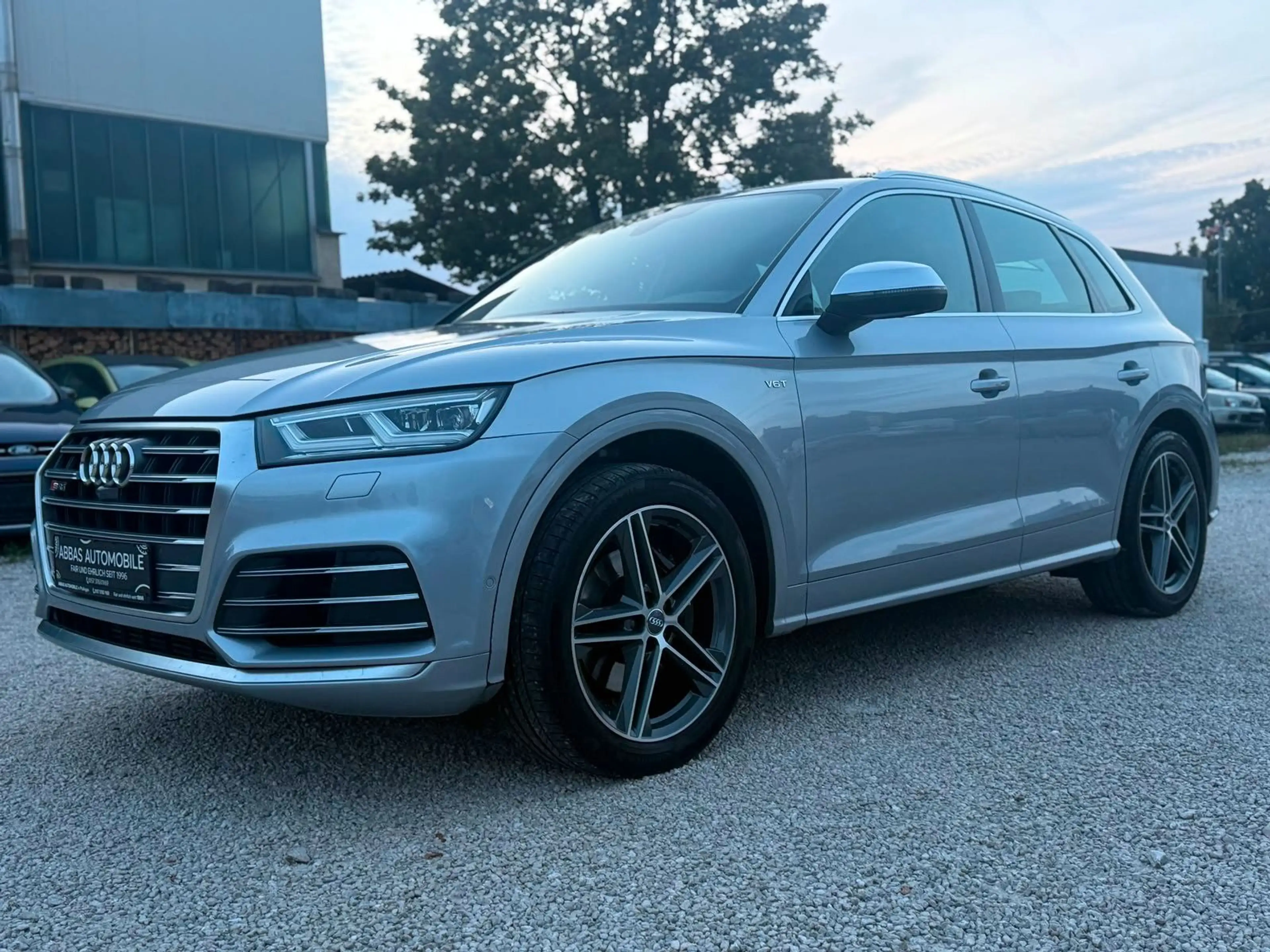 Audi SQ5 3.0 TFSI quattro, wenig KM — photo 3