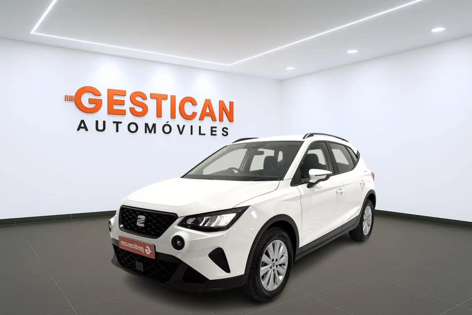 SEAT Arona 1.0 TSI S&S Reference XM Edition 95 Blanc - 1