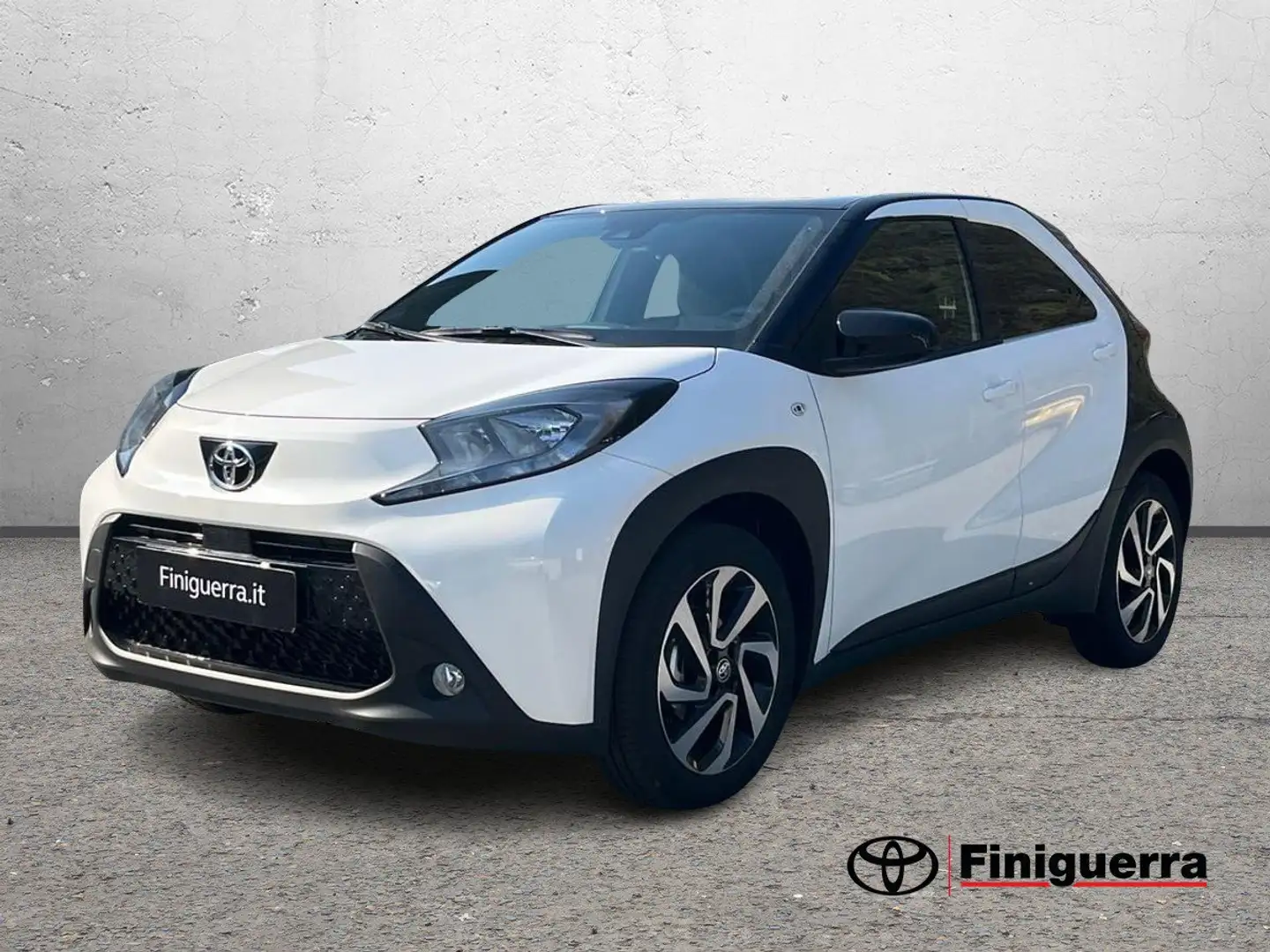 Toyota Aygo X Aygo X 1.0 VVT-i 72 CV 5 porte Trend S-CVT Bianco - 1