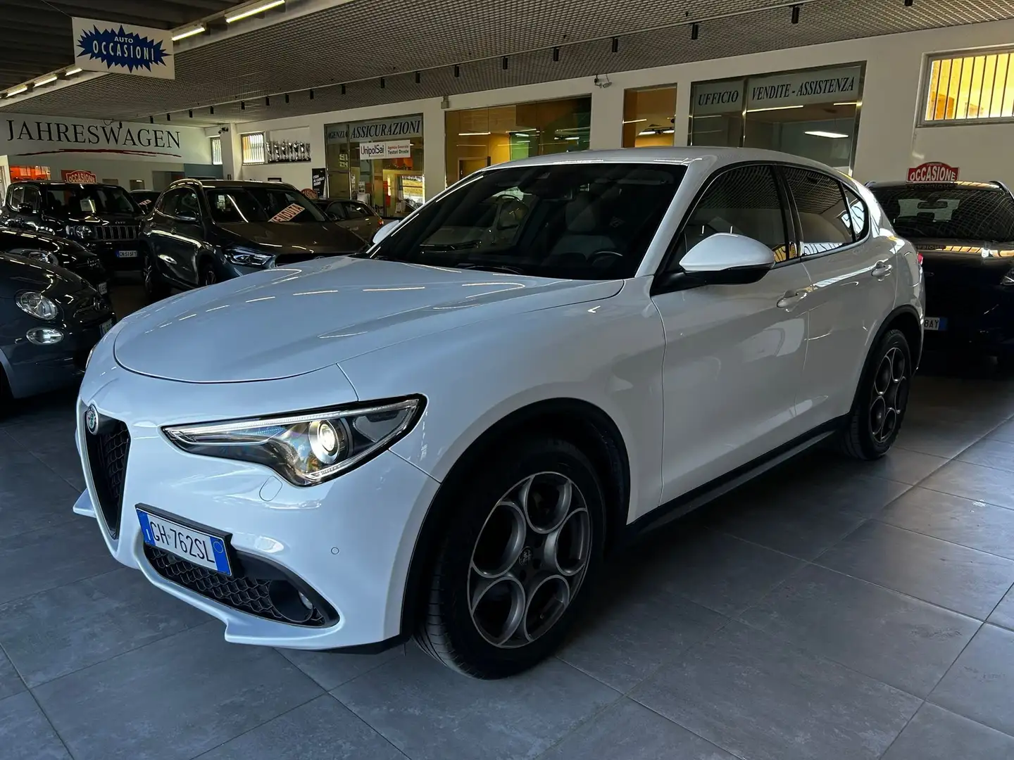 Alfa Romeo Stelvio Stelvio 2.2 t Sprint Q4 190cv auto Blanc - 1