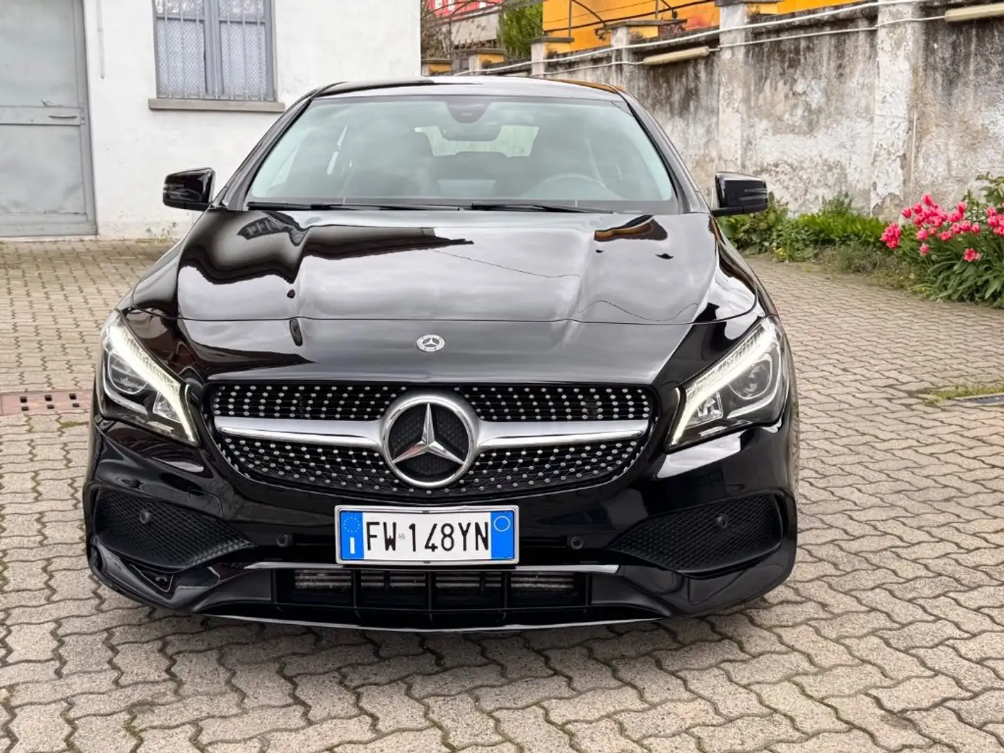 Mercedes-Benz CLA 200 d Automatic Shooting Brake Sport 4matic 51000 km.! Noir - 2