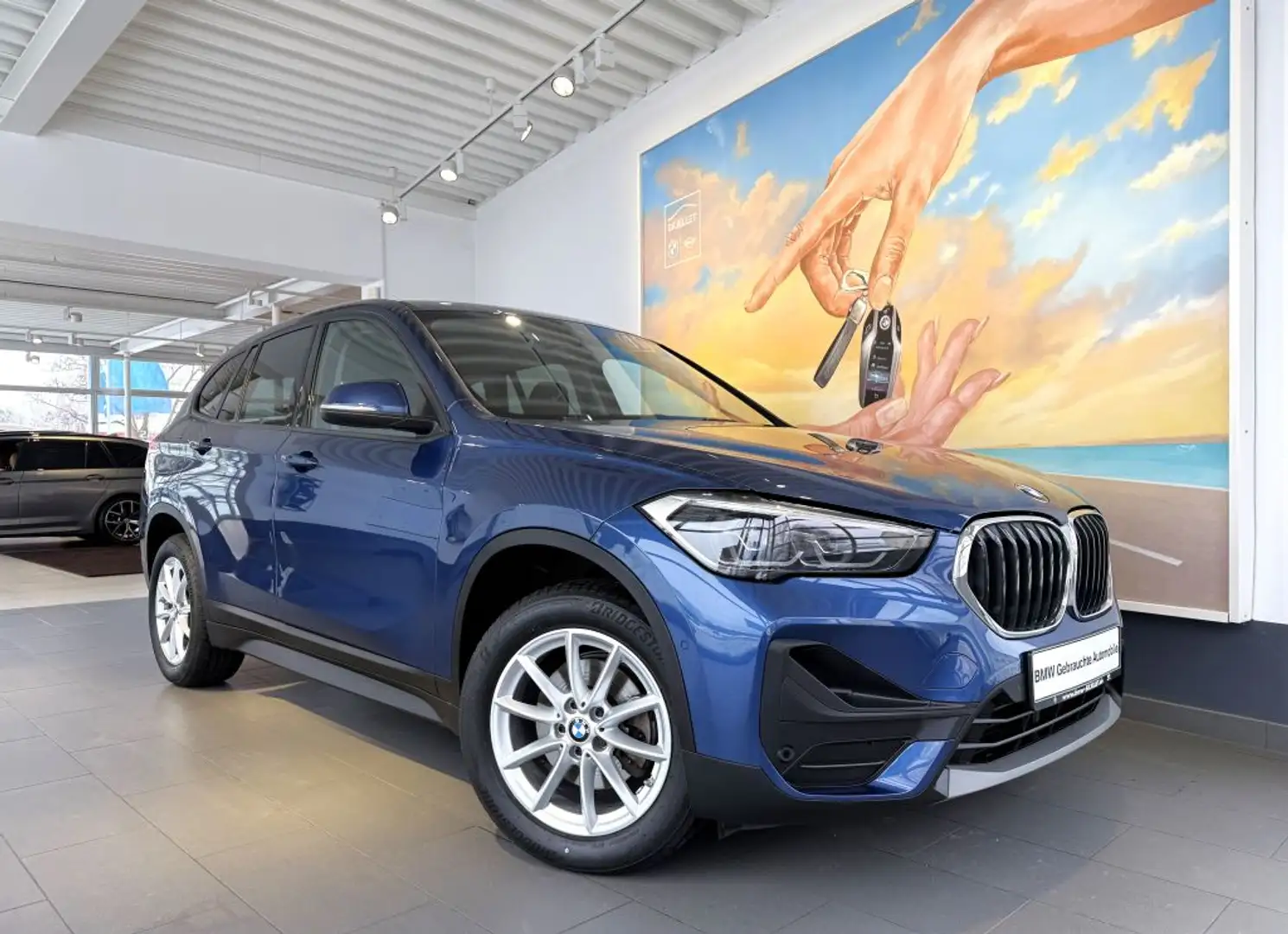 BMW X1 sDrive18i Advantage LED+NAVI+PDC+SPUR+SITZHZ+ Blau - 2