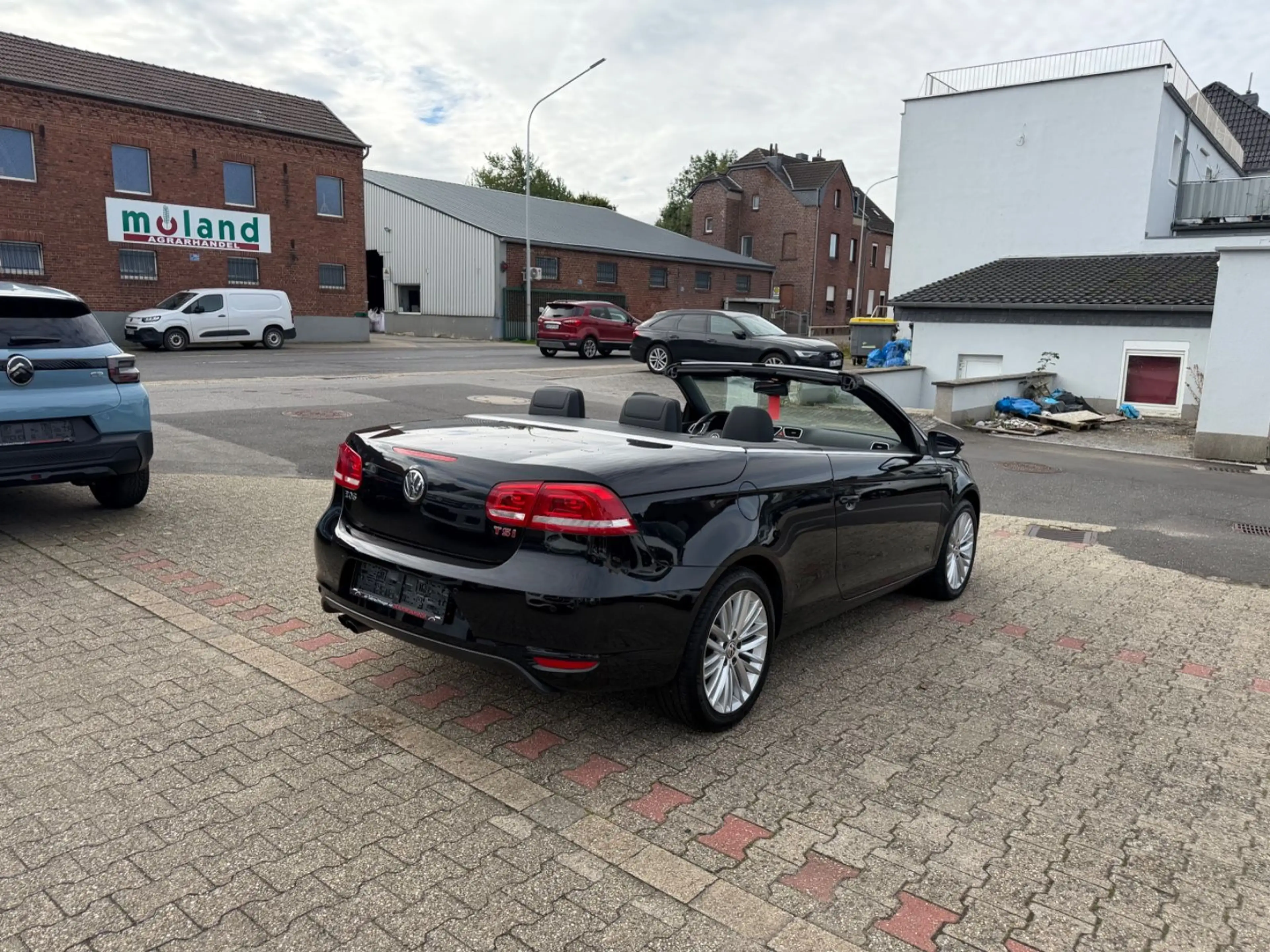 Volkswagen Eos Cup FACELIFT LED NAVI SITZHZG 2HD SEHR GEPFL — photo 7